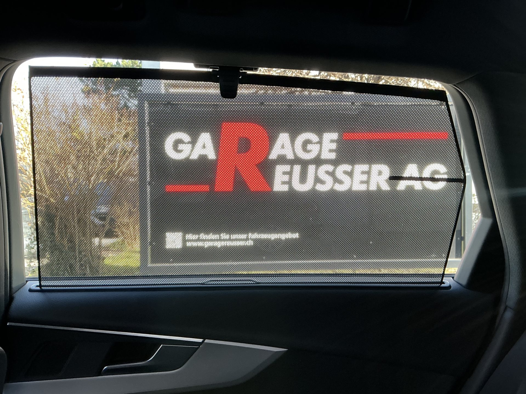 listing desktop thumbnail image 22