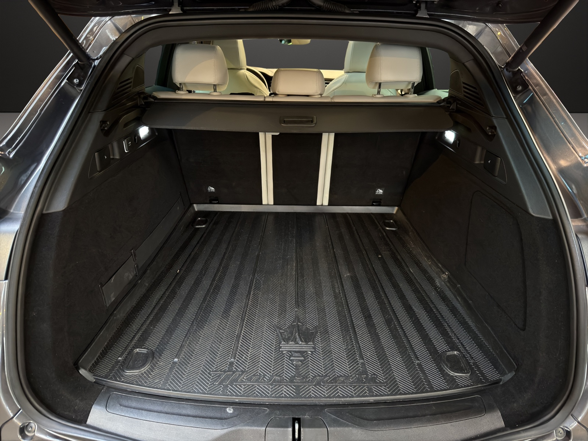 listing desktop thumbnail image 13