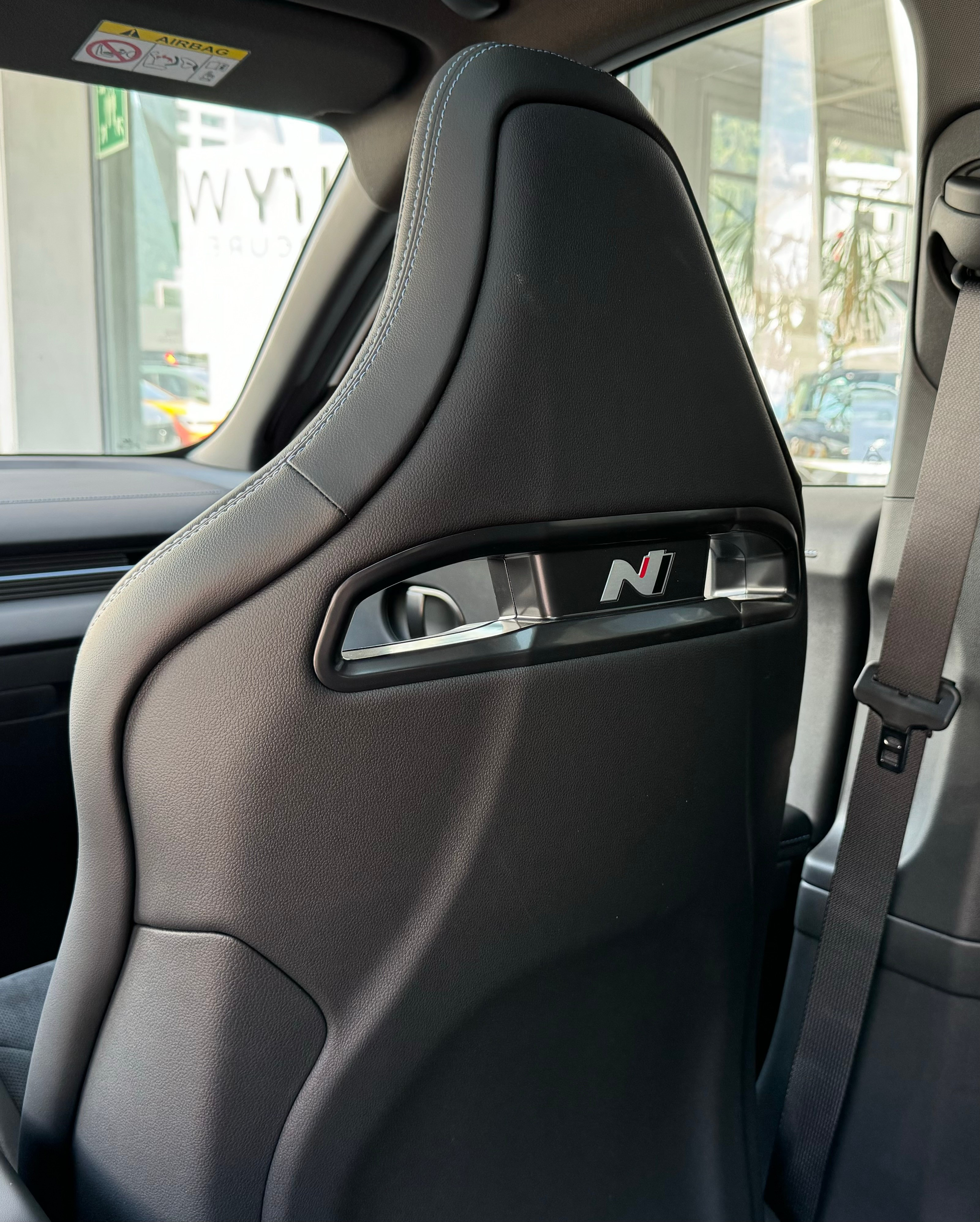 listing desktop thumbnail image 12