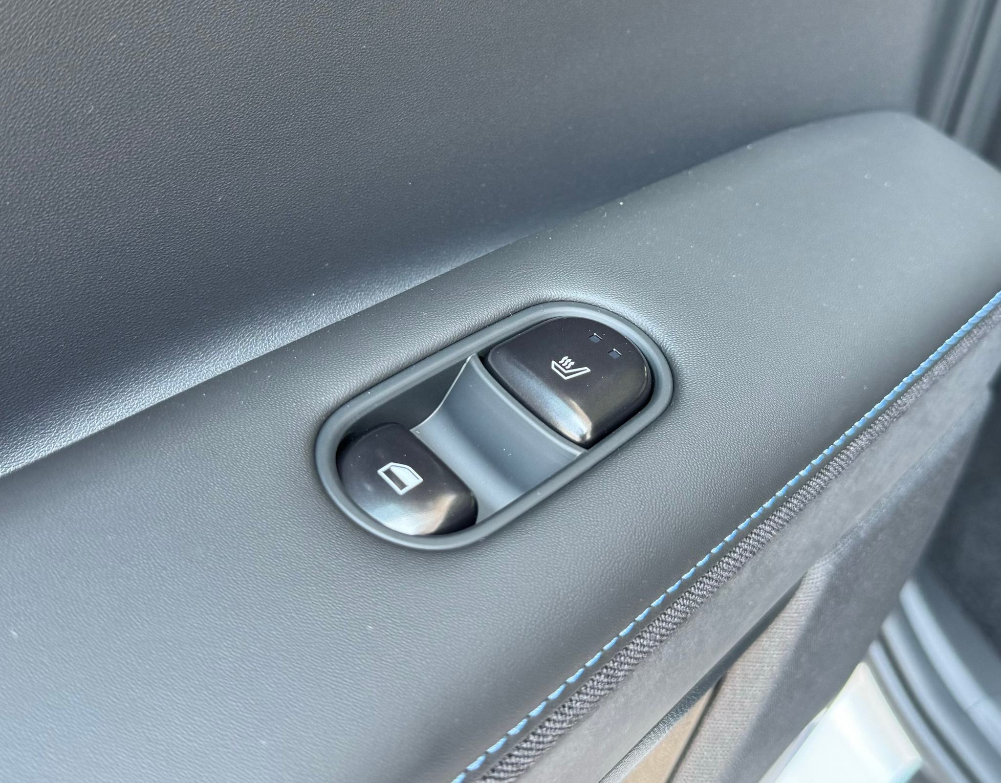 listing desktop thumbnail image 14