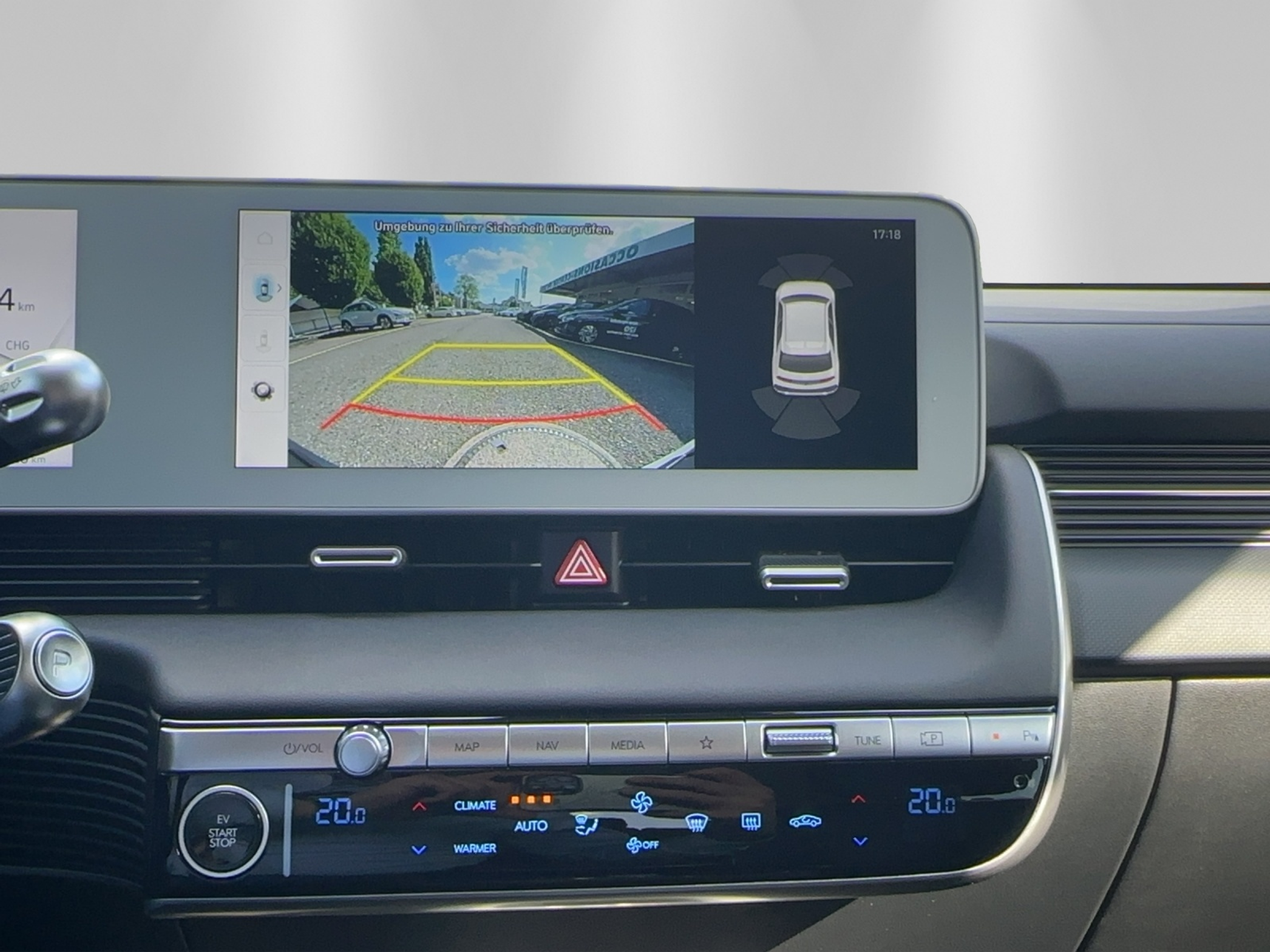 listing desktop thumbnail image 16