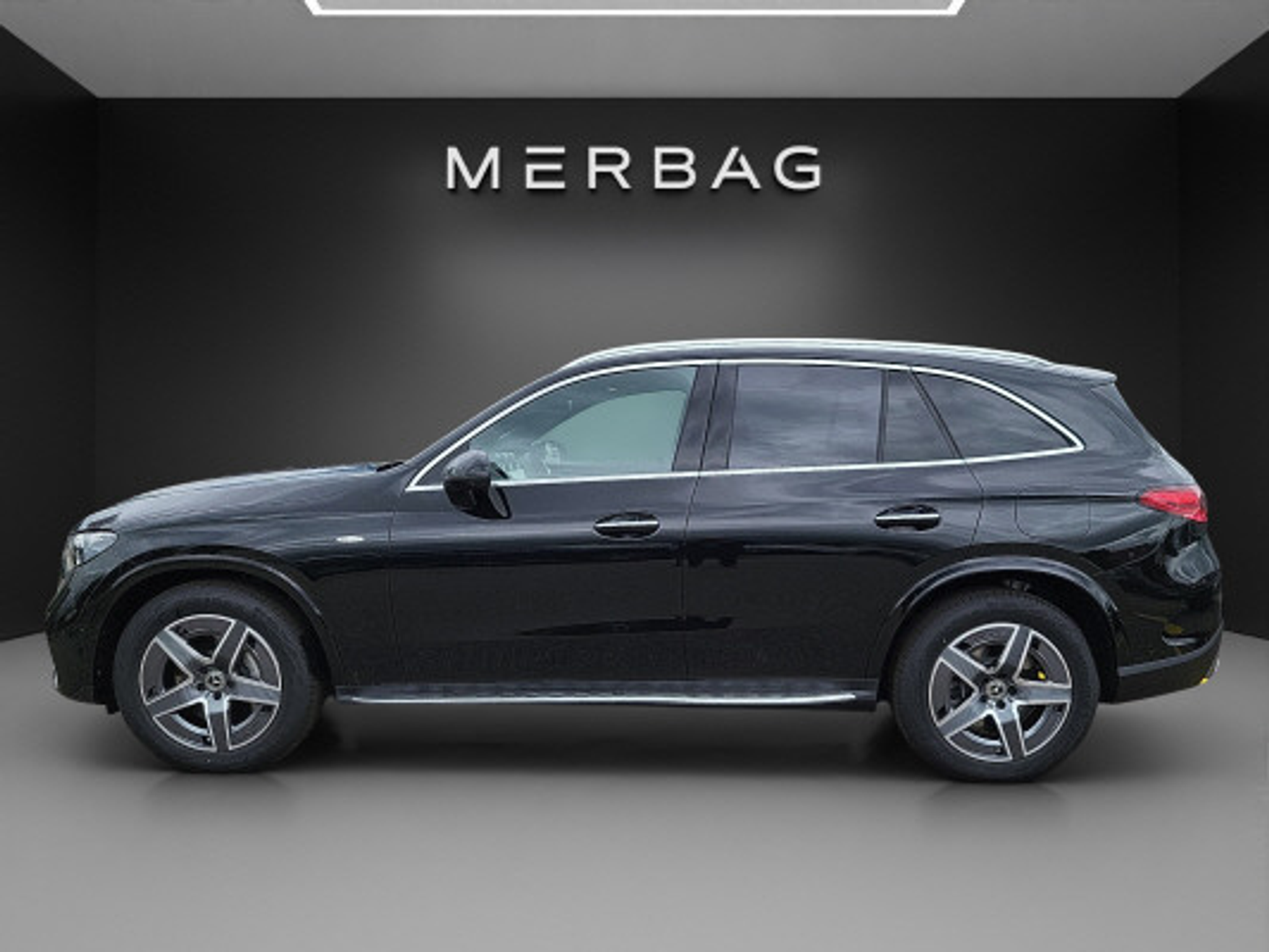 listing desktop thumbnail image 3