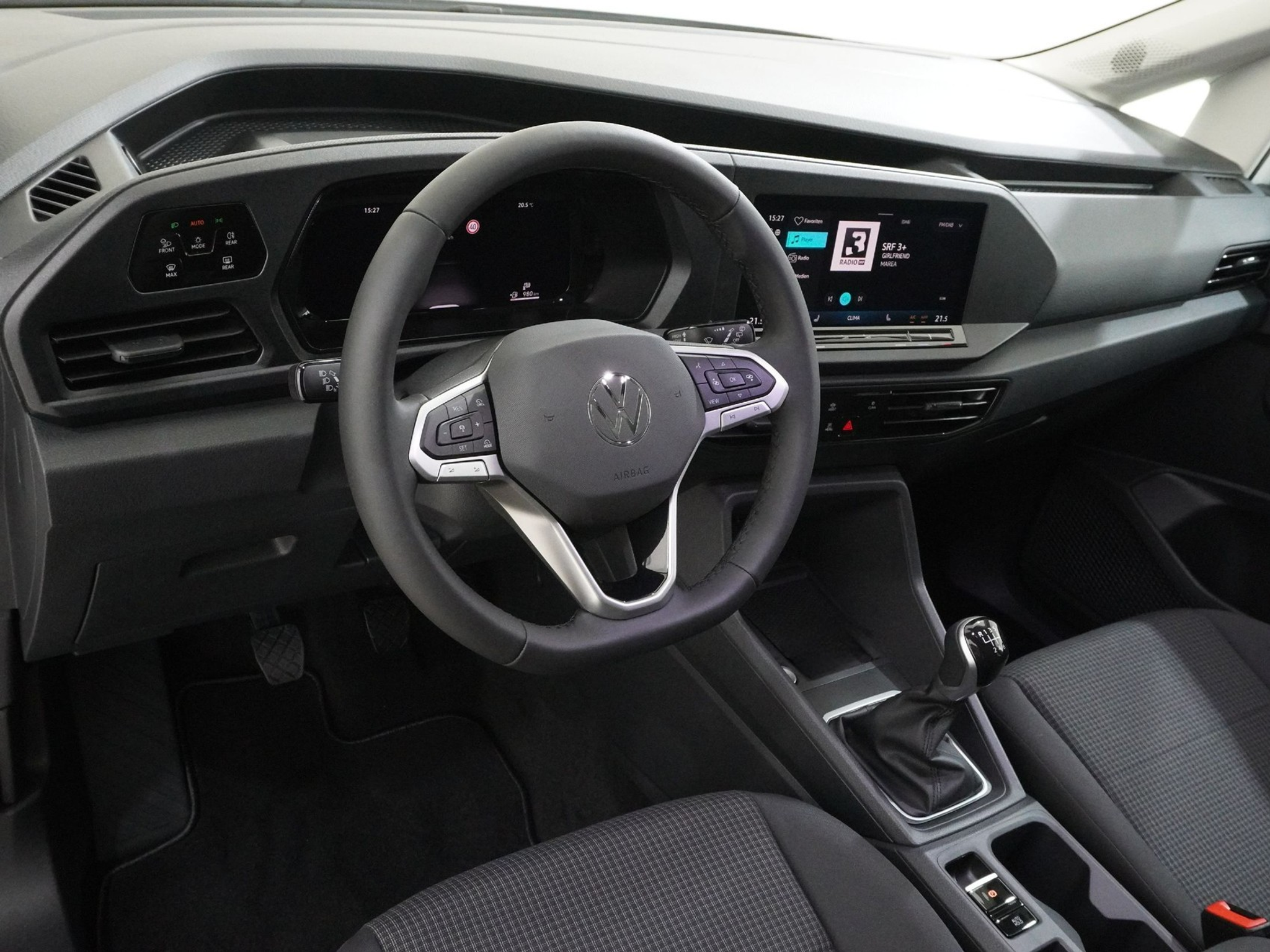 listing desktop thumbnail image 3