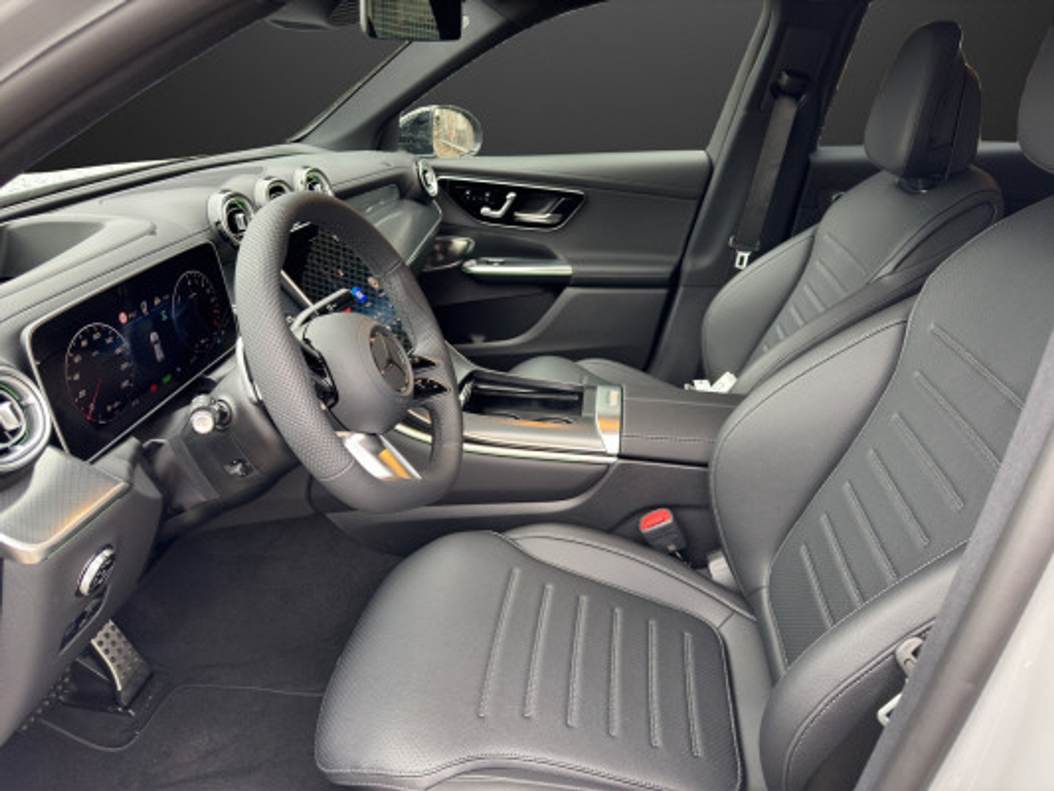 listing desktop thumbnail image 5