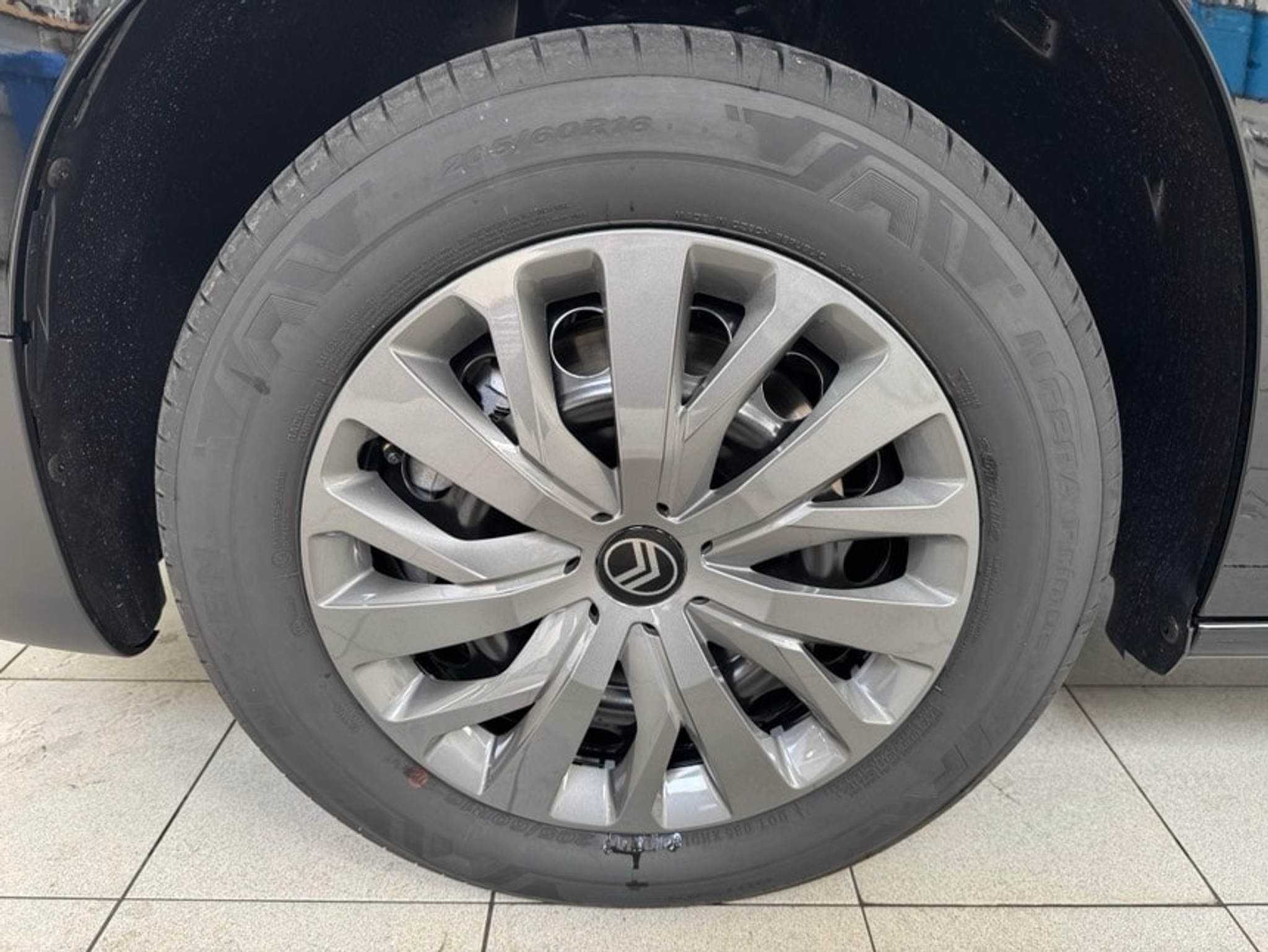 listing desktop thumbnail image 10