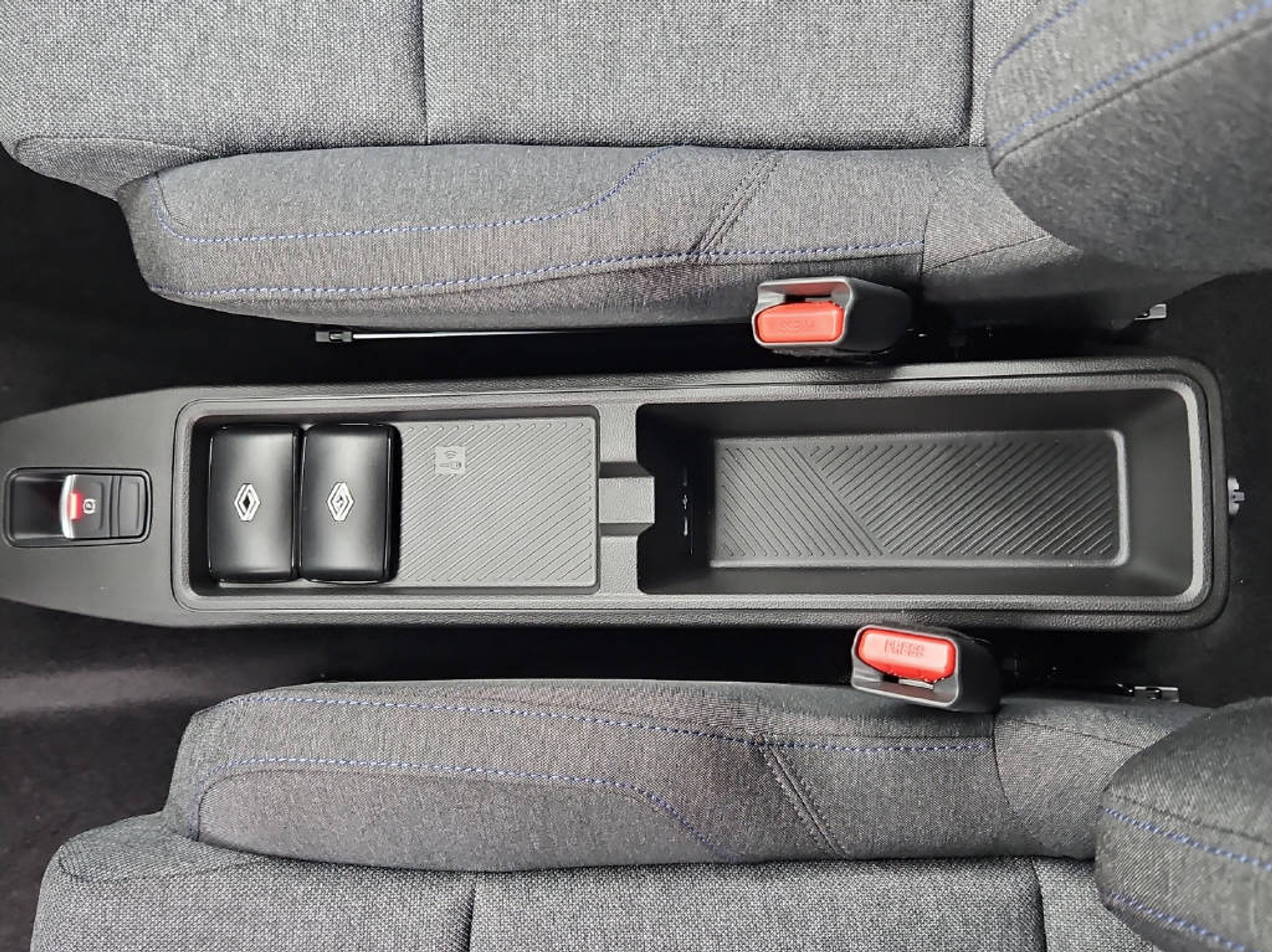 listing desktop thumbnail image 6