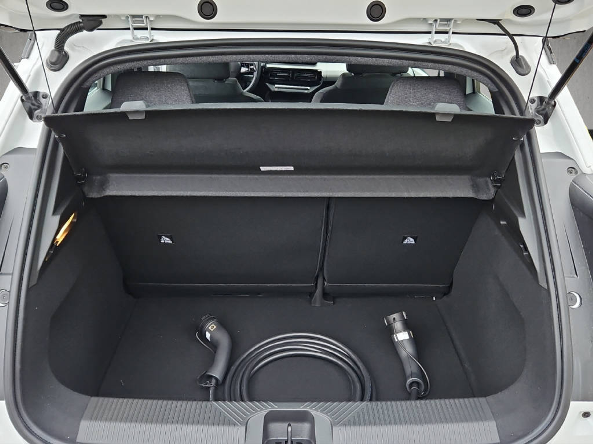 listing desktop thumbnail image 9