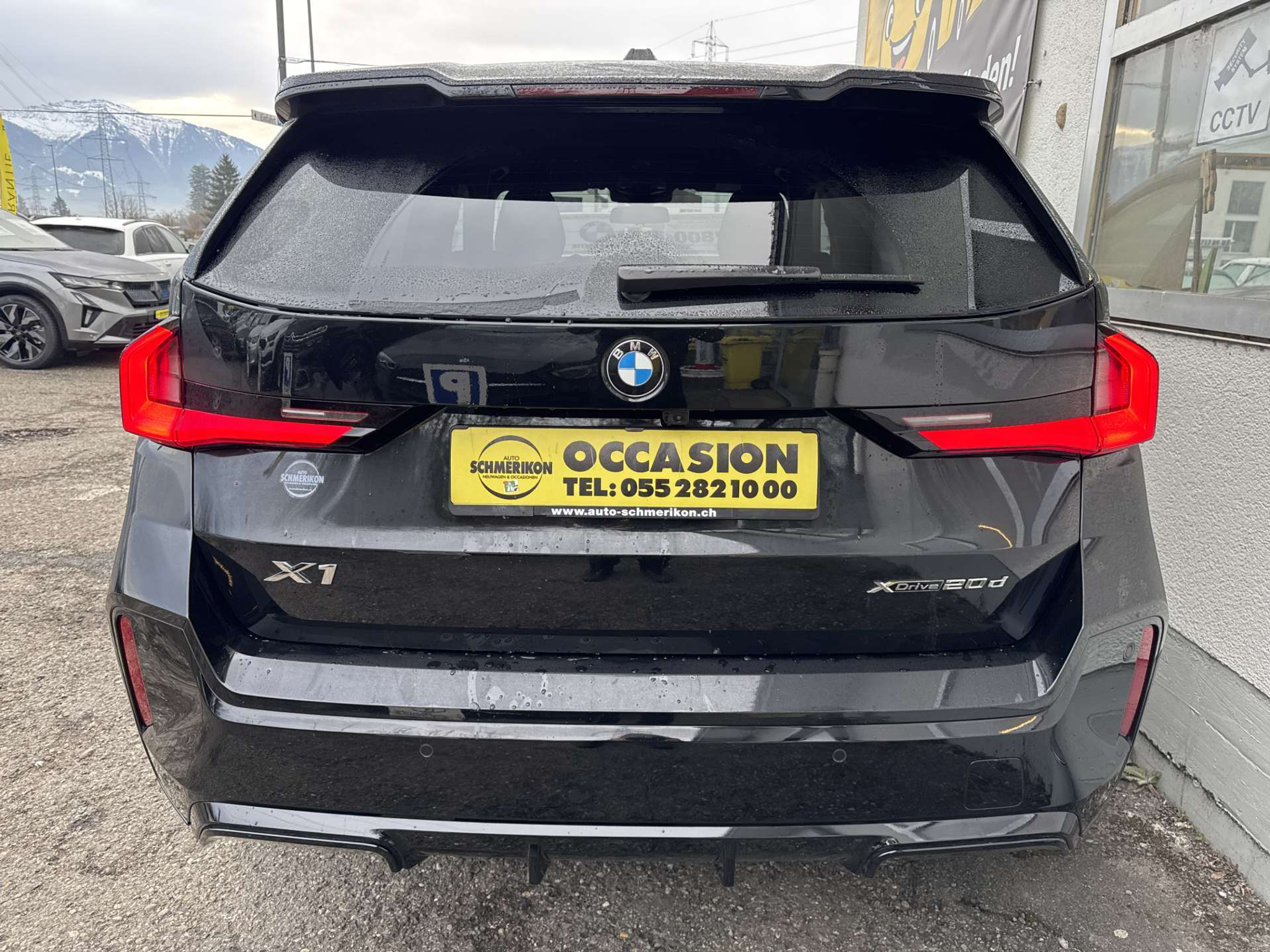 listing desktop thumbnail image 3