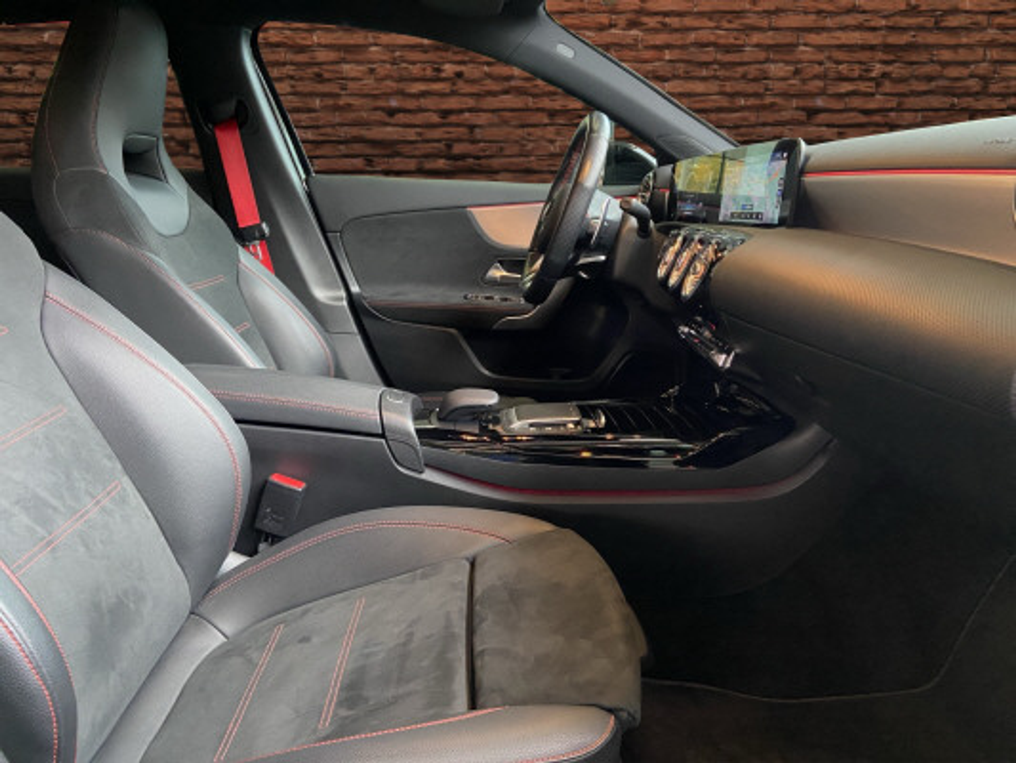 listing desktop thumbnail image 10