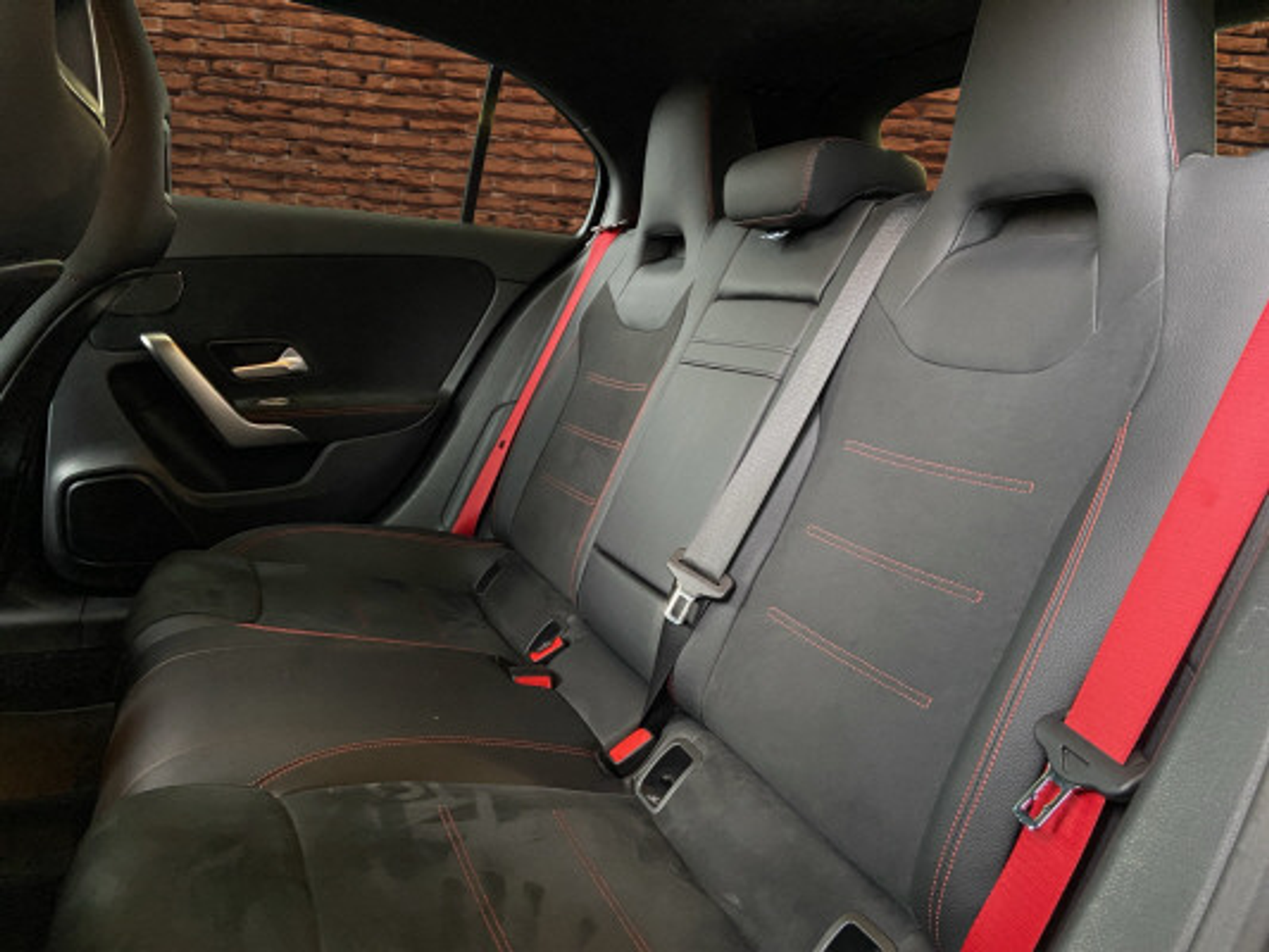 listing desktop thumbnail image 12