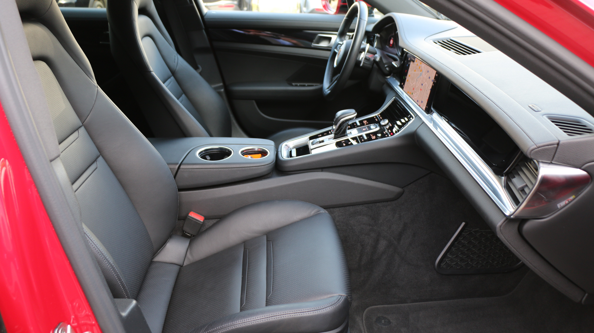 listing desktop thumbnail image 19