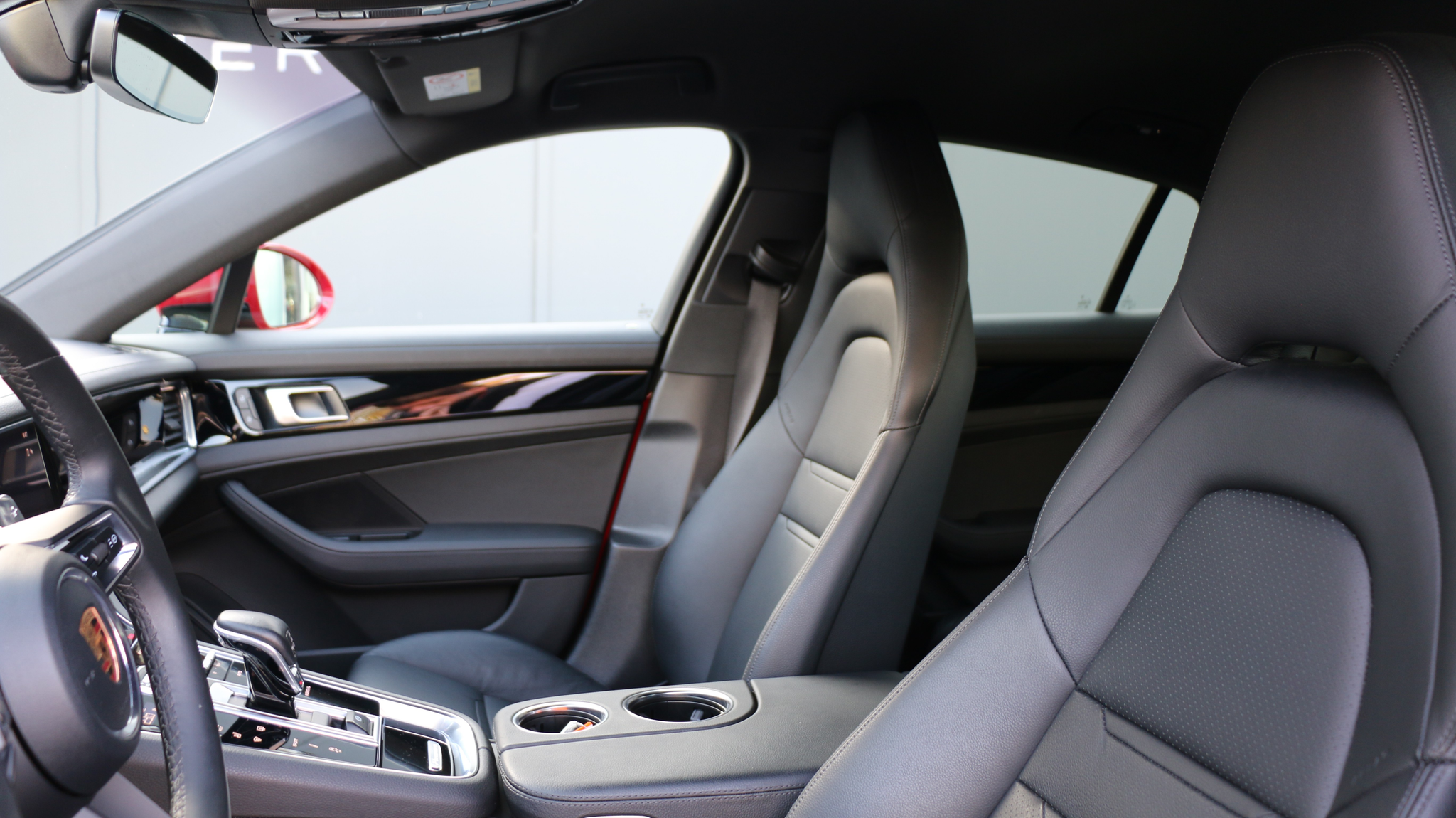 listing desktop thumbnail image 10