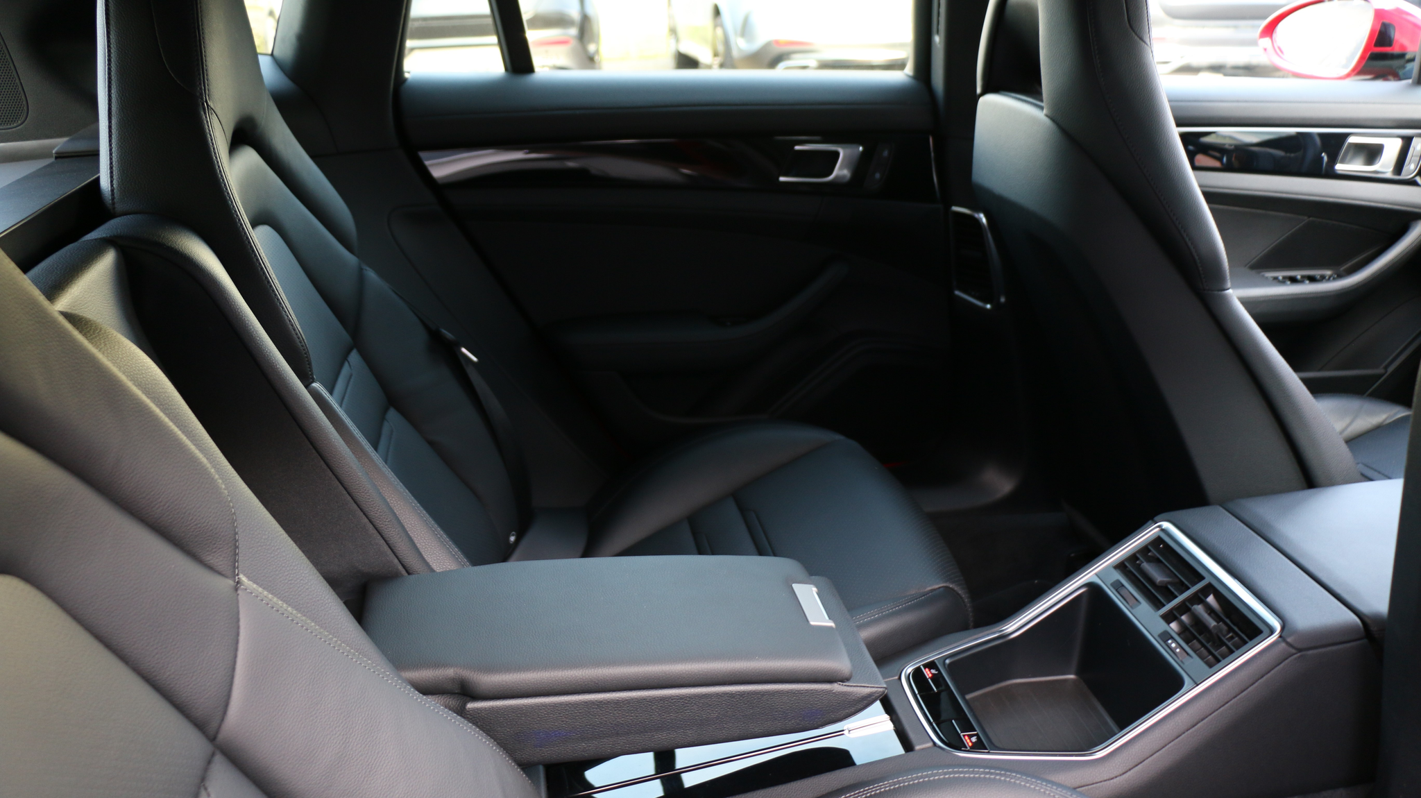 listing desktop thumbnail image 22