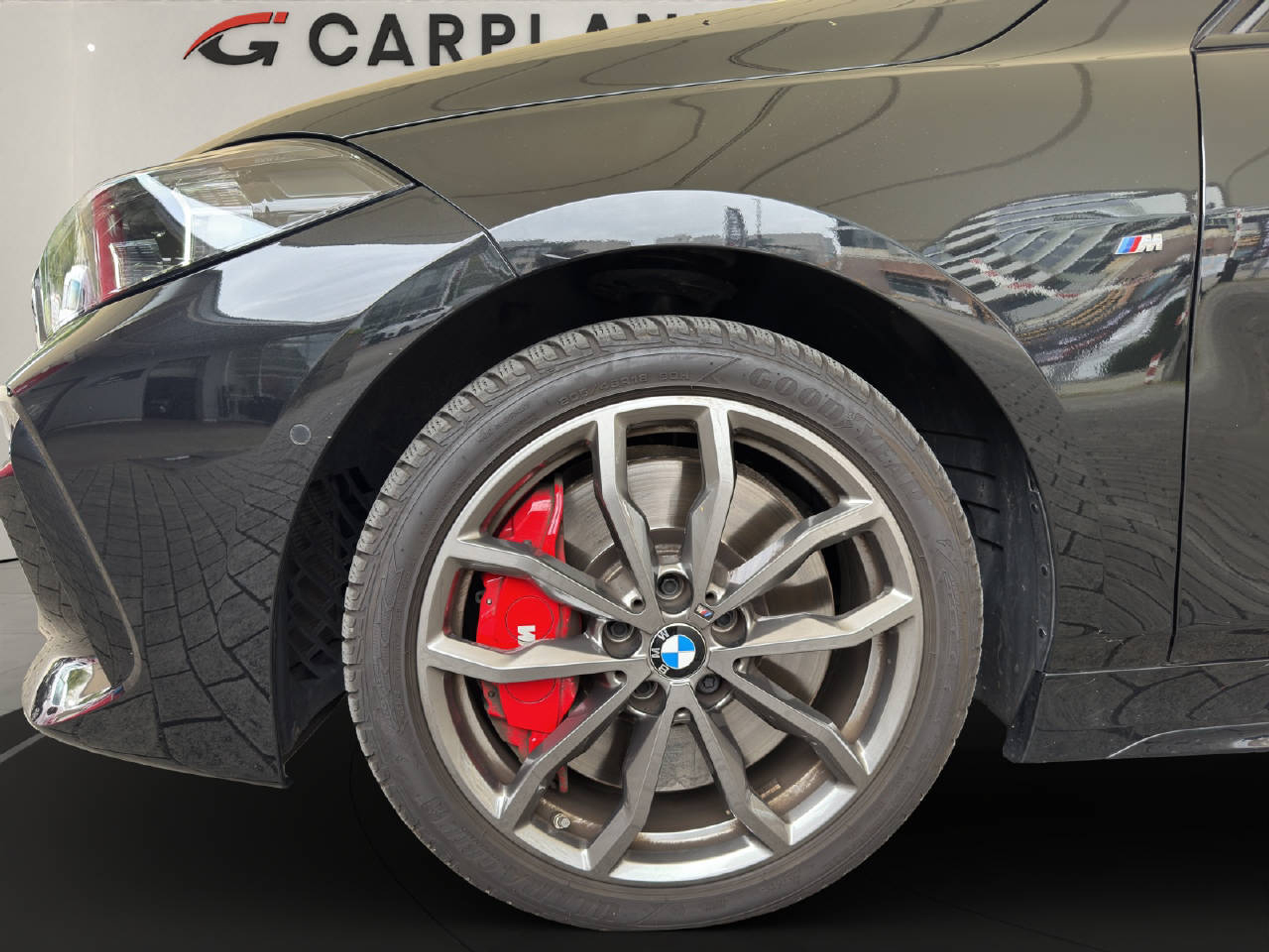 listing desktop thumbnail image 6