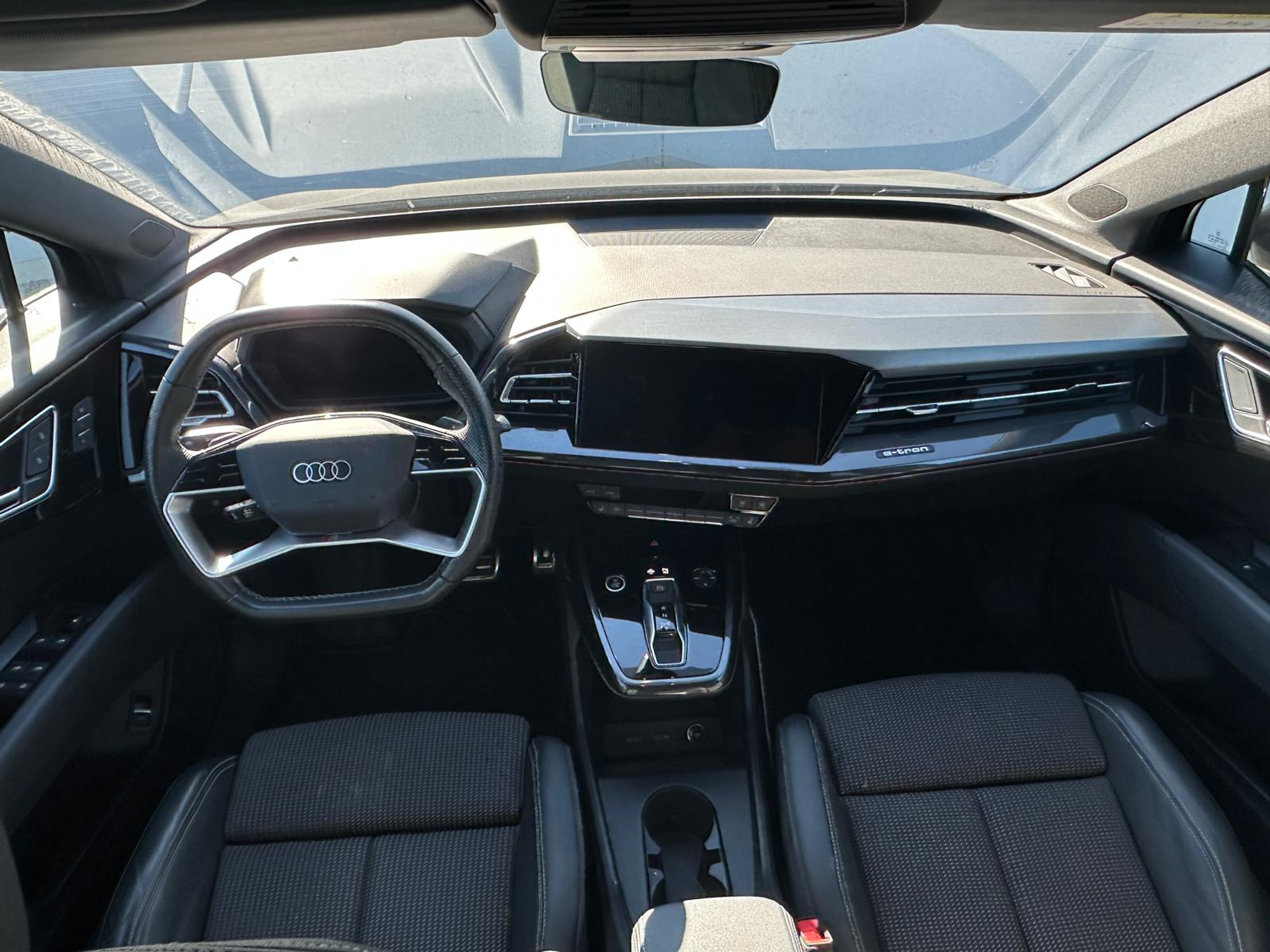 listing desktop thumbnail image 12