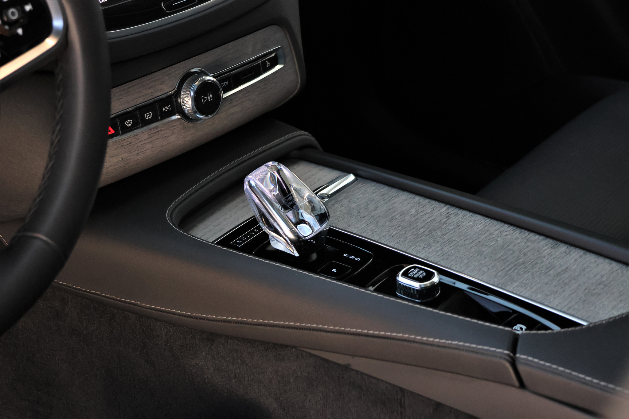 listing desktop thumbnail image 9