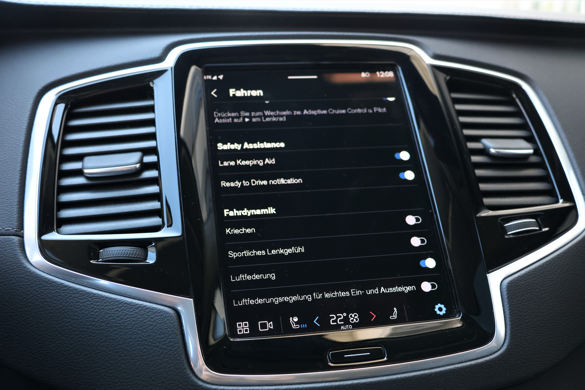 listing desktop thumbnail image 24