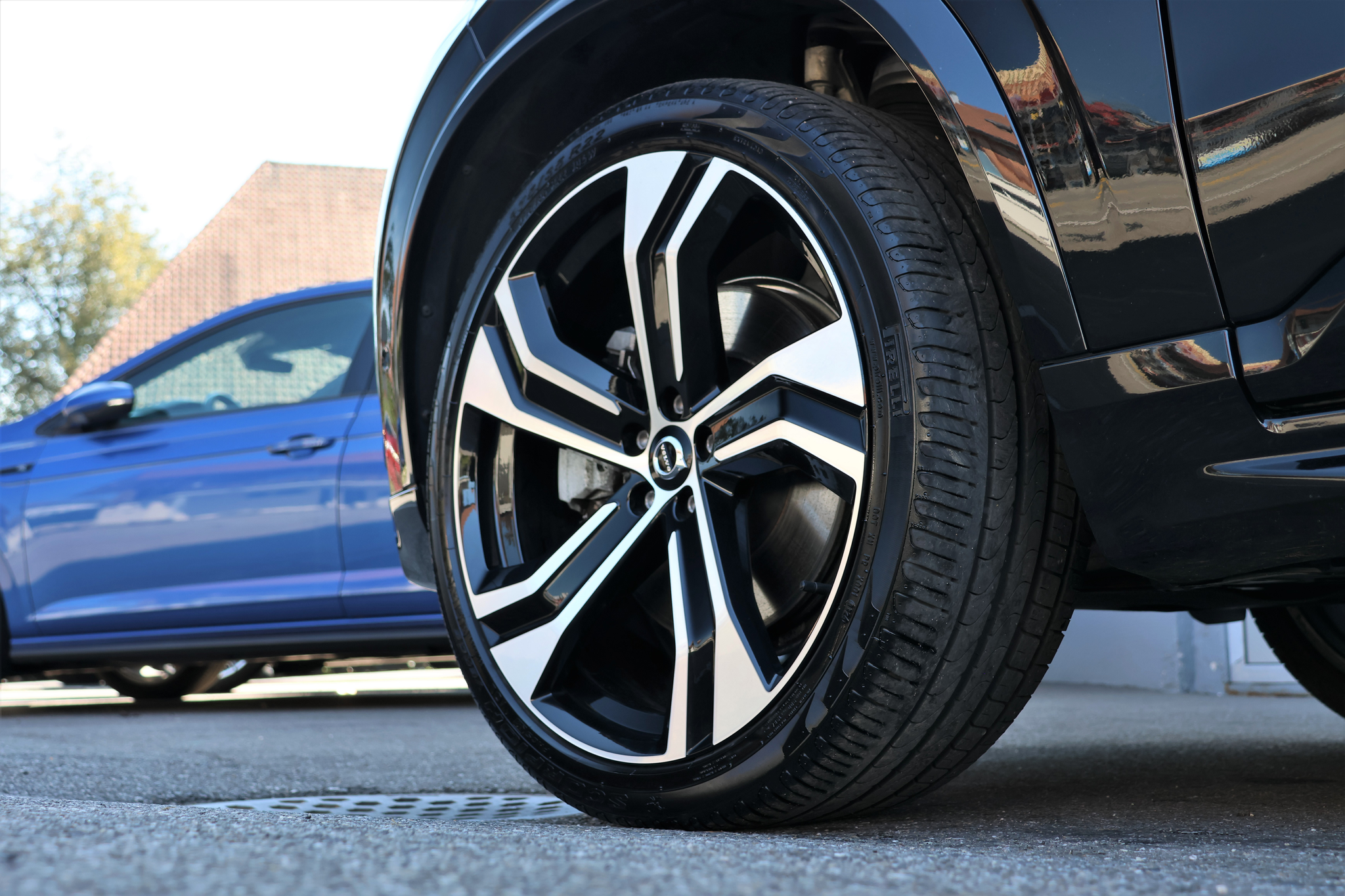 listing desktop thumbnail image 6