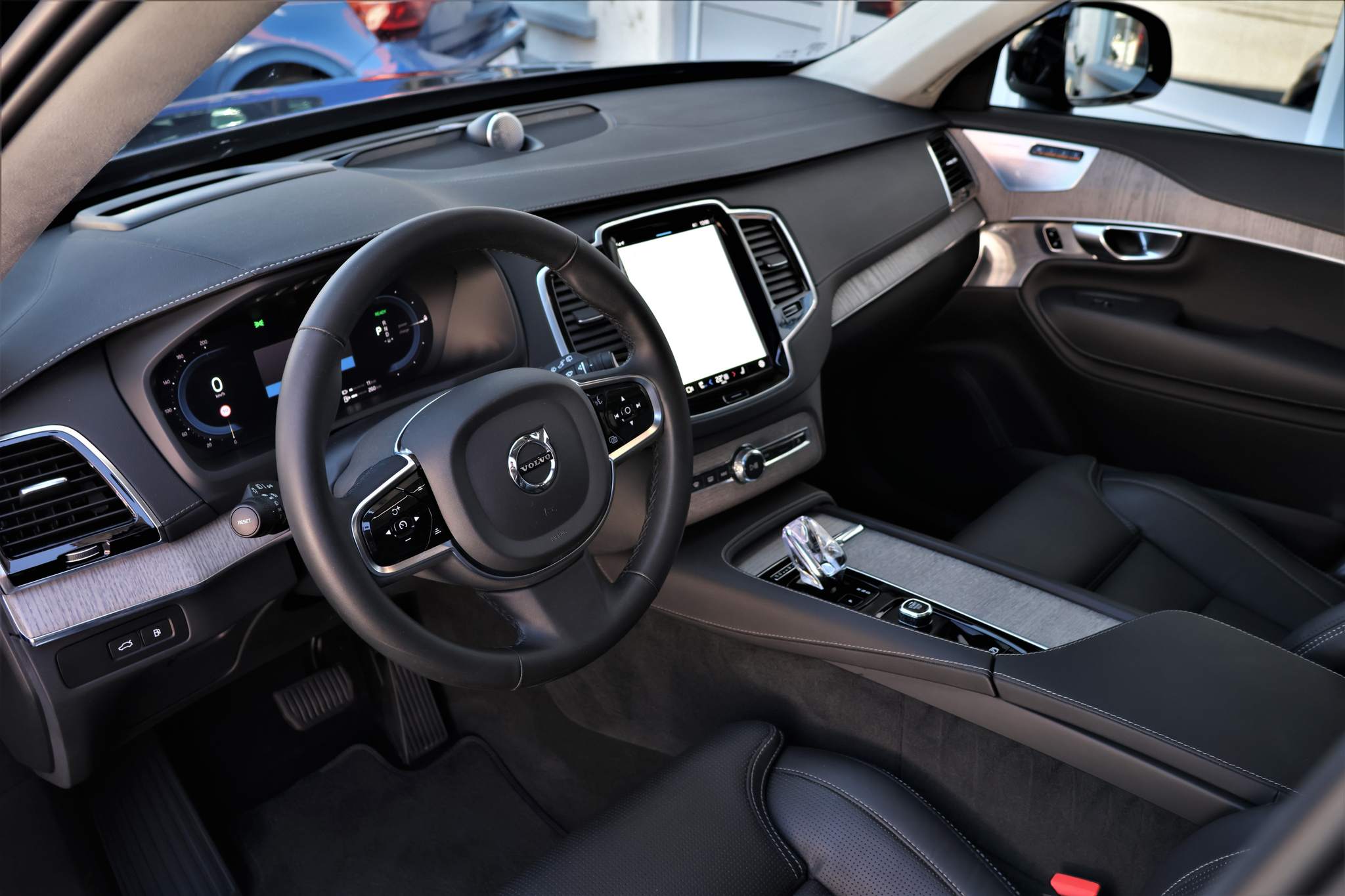 listing desktop thumbnail image 8