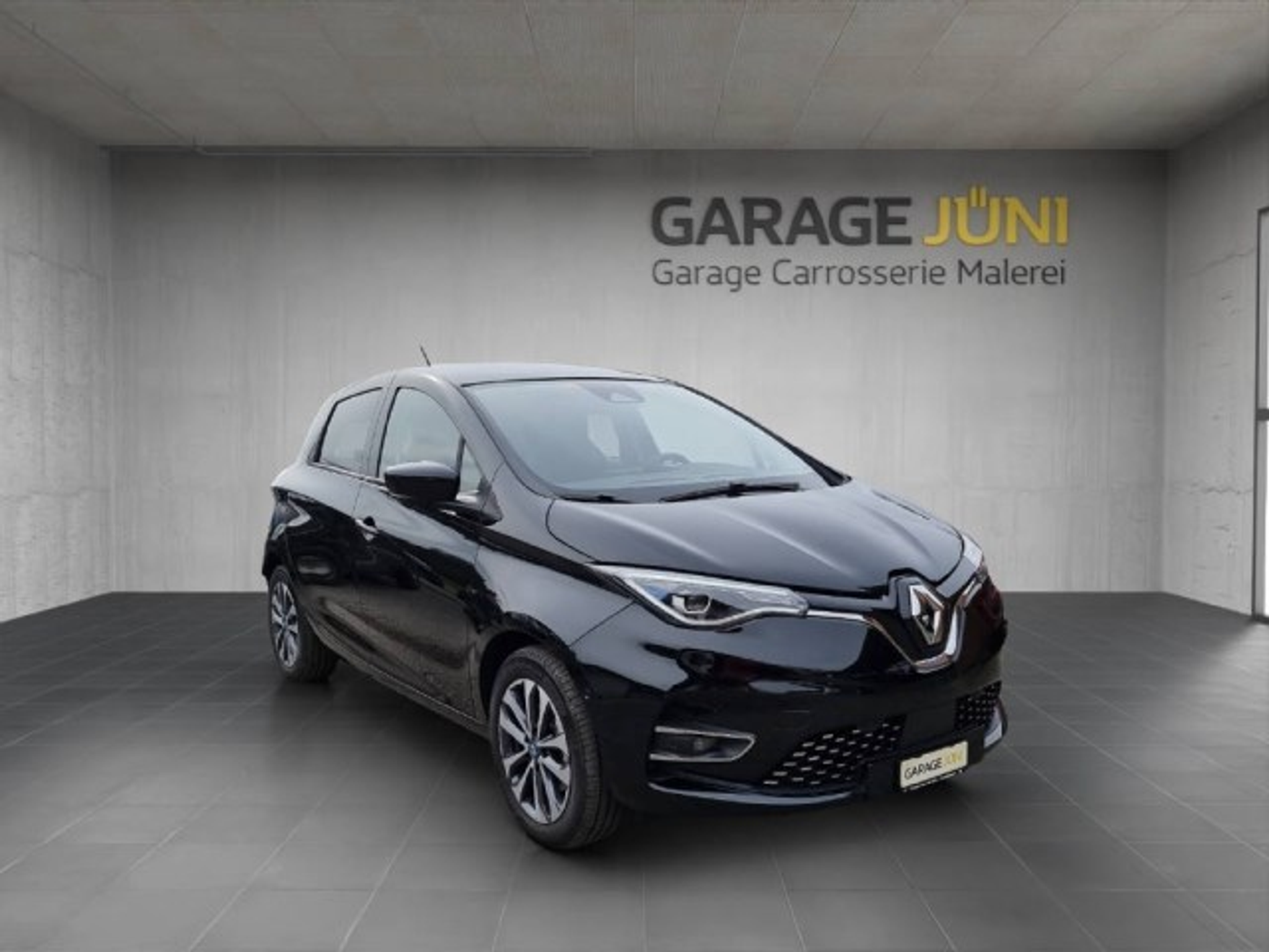 car-image-0