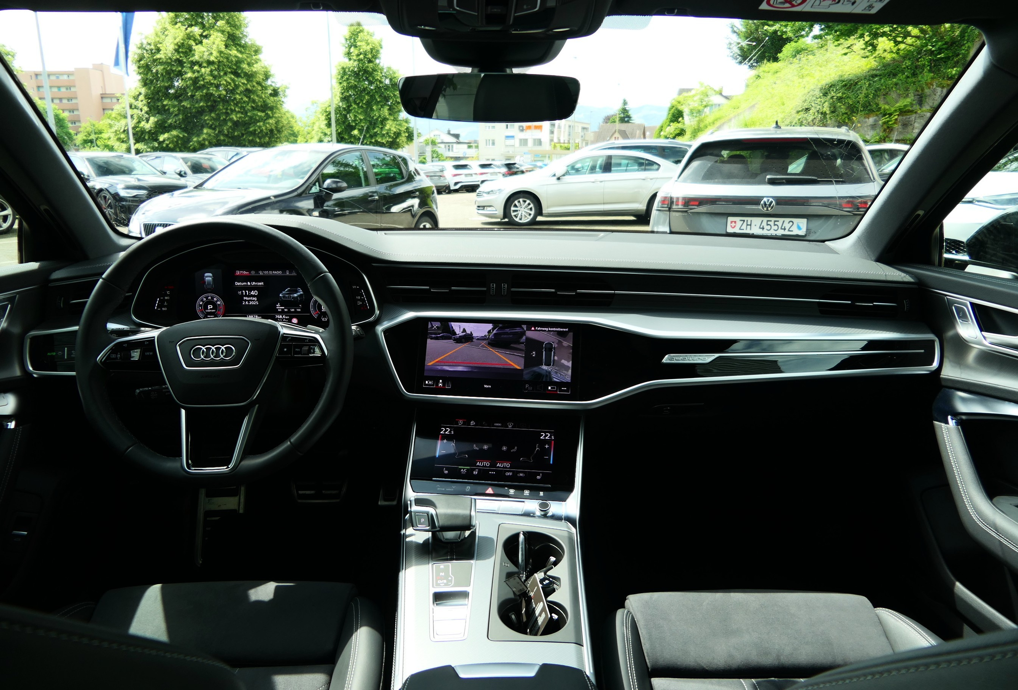 listing desktop thumbnail image 5