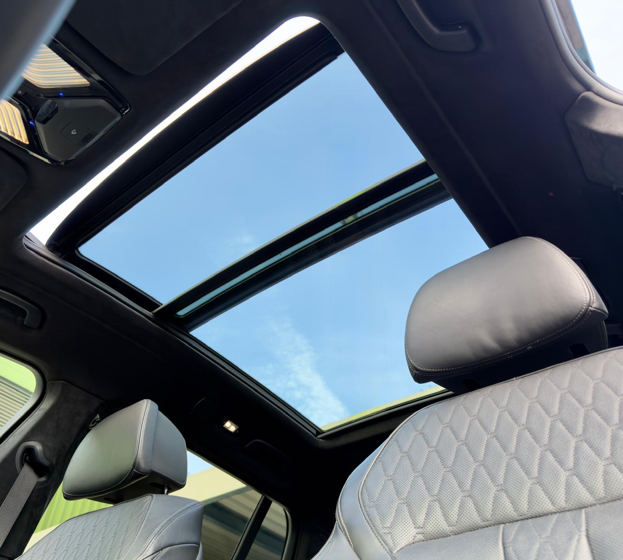 listing desktop thumbnail image 10