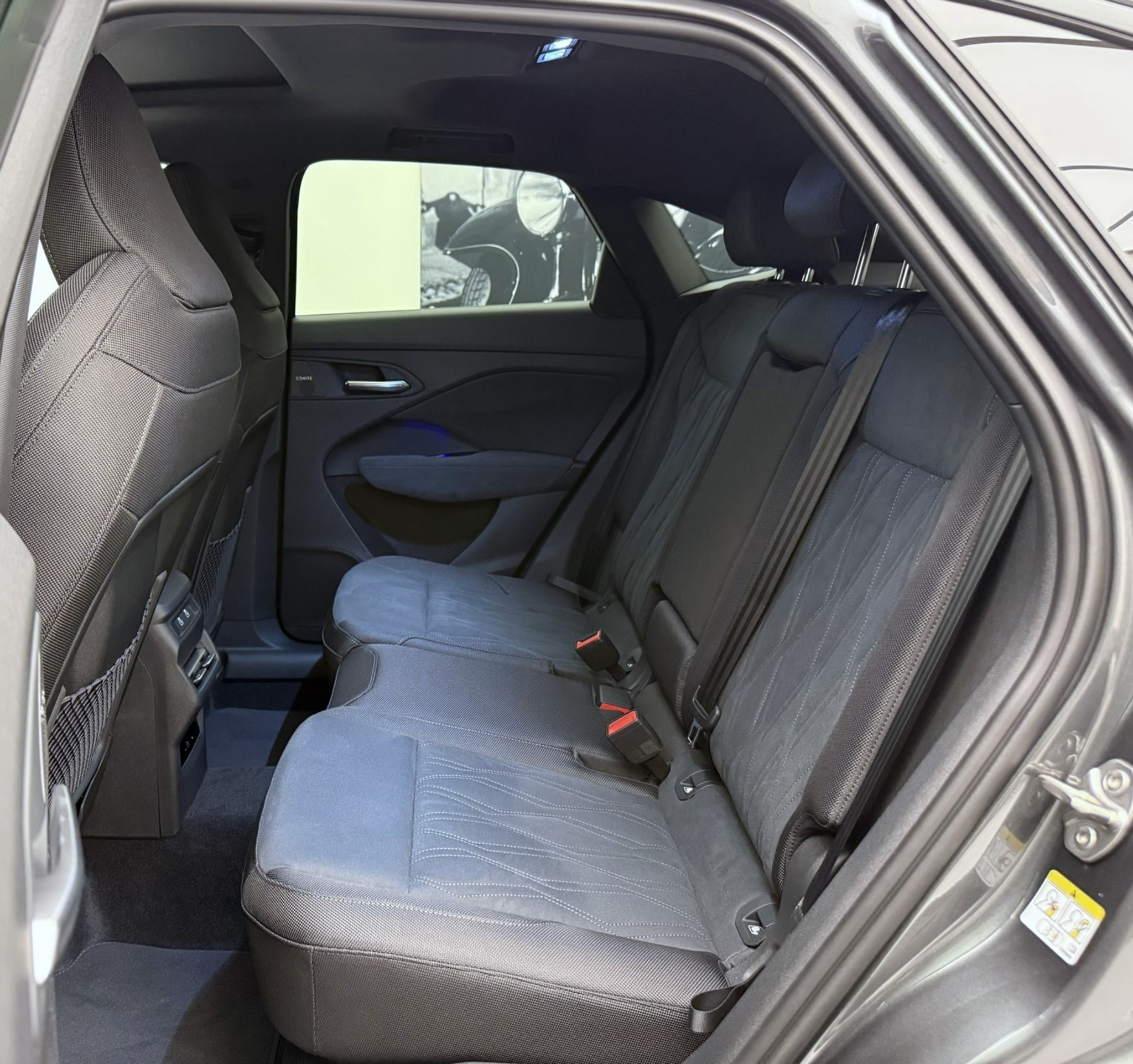 listing desktop thumbnail image 17