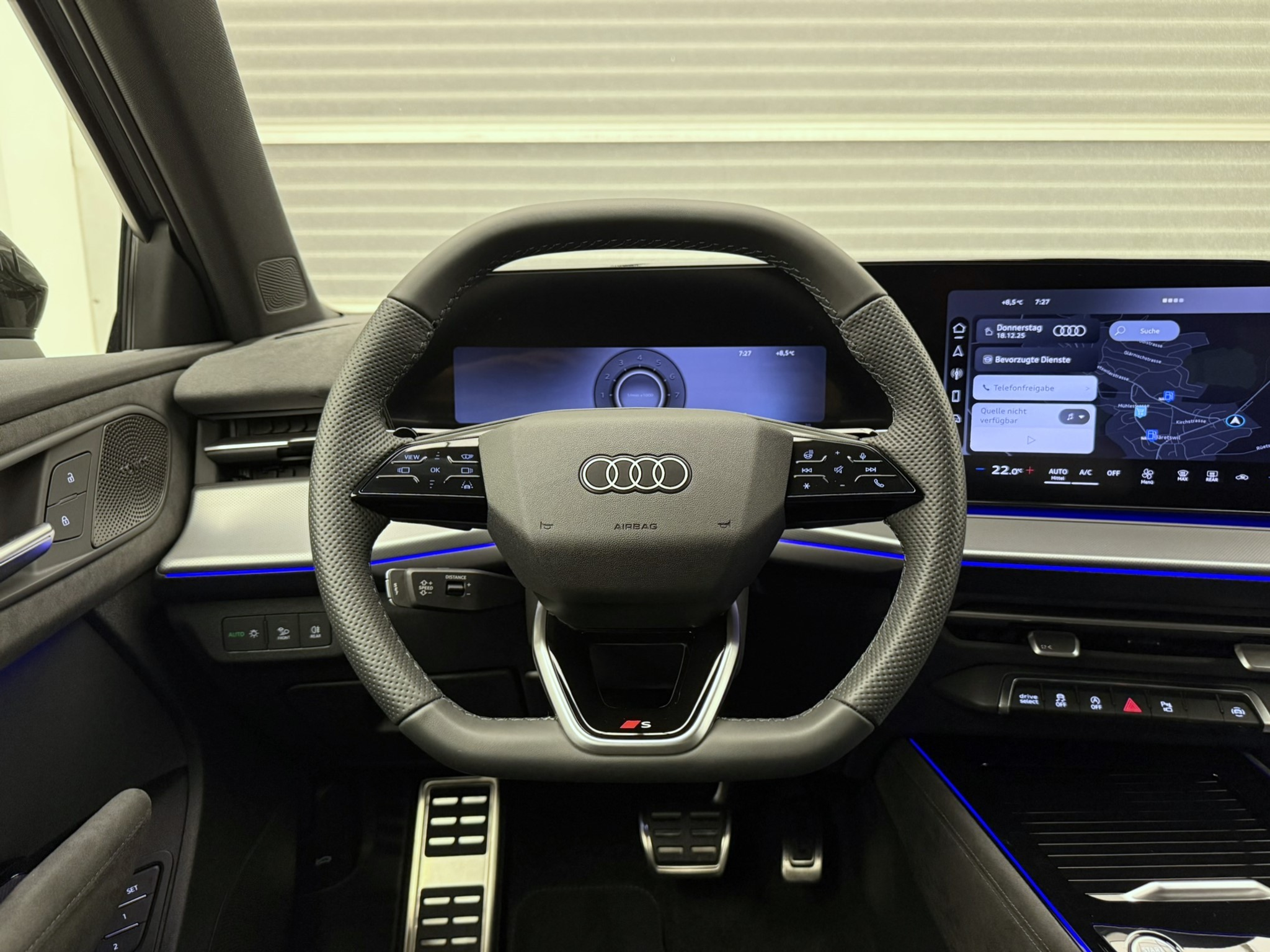 listing desktop thumbnail image 7