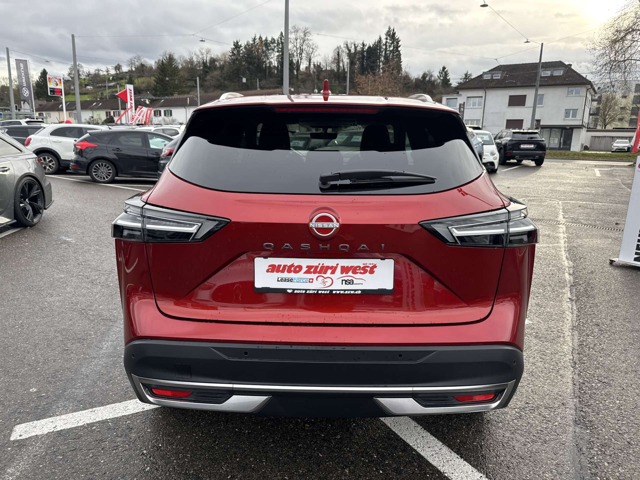 listing desktop thumbnail image 14