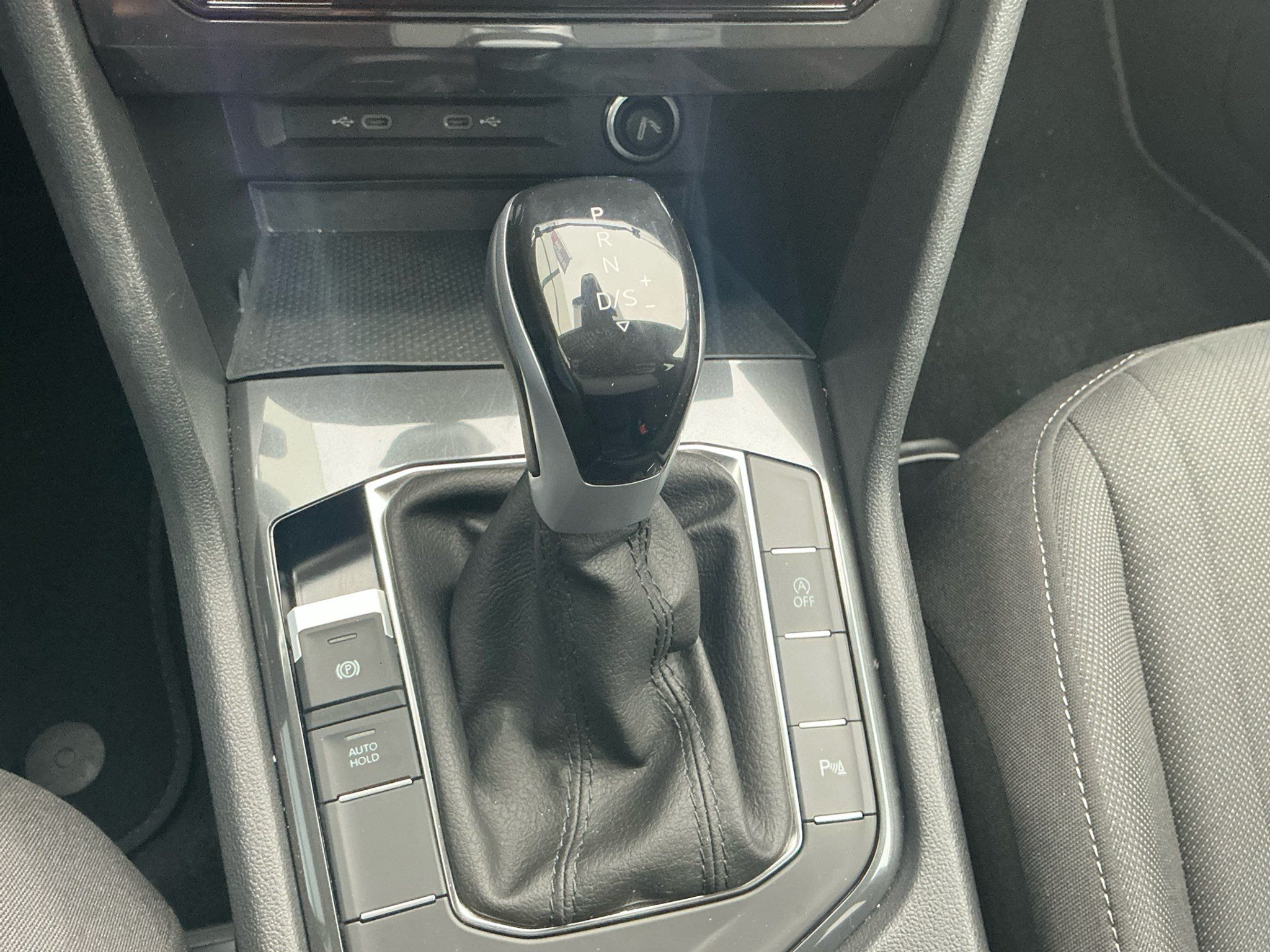 listing desktop thumbnail image 22