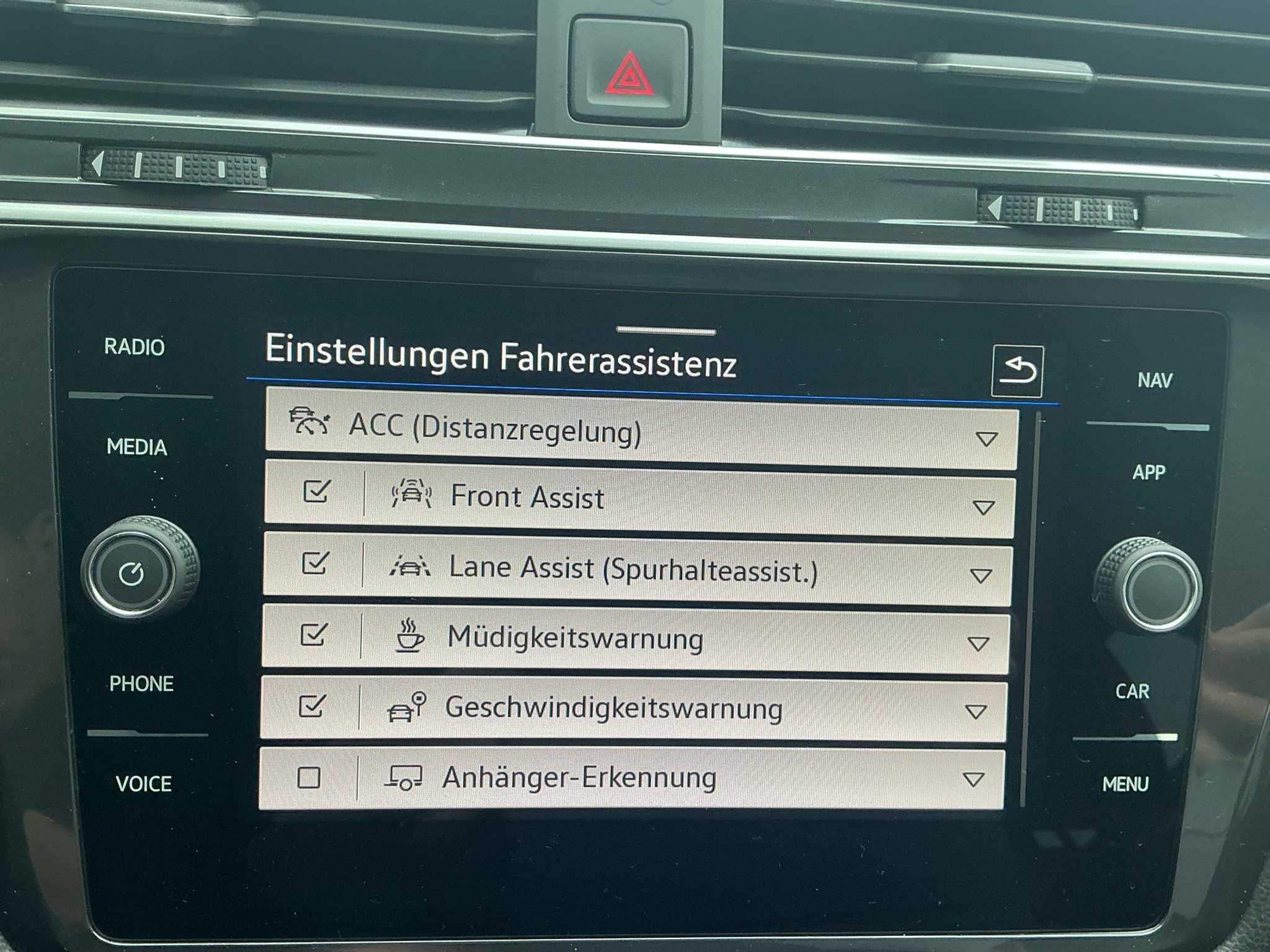 listing desktop thumbnail image 15