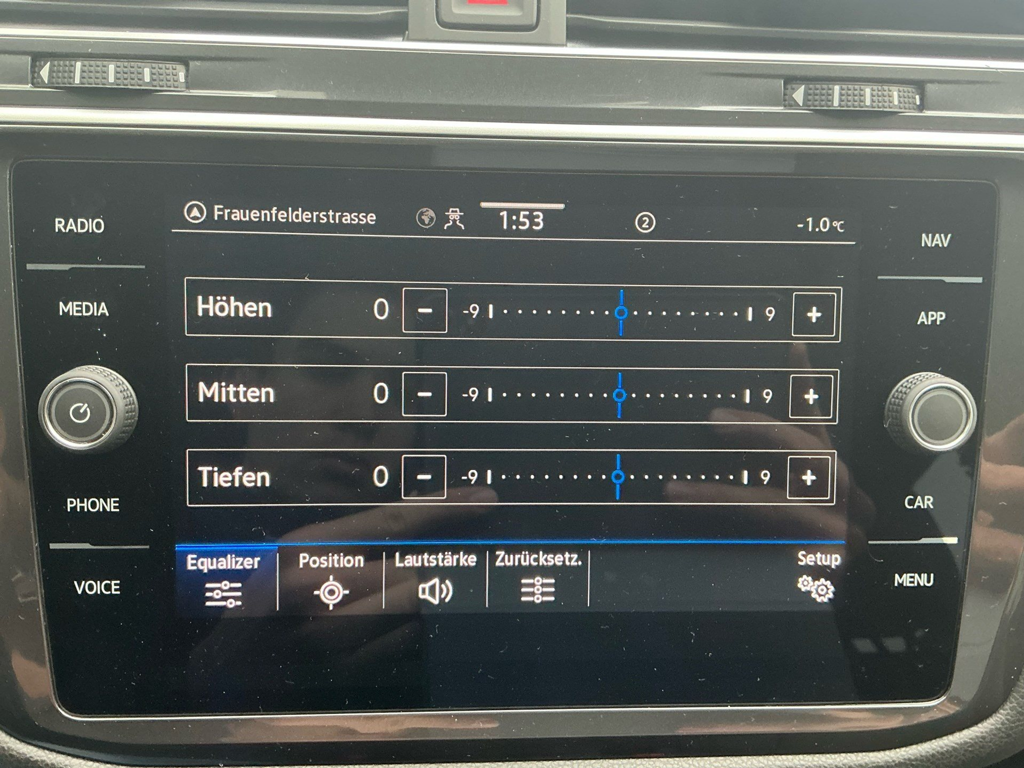 listing desktop thumbnail image 18