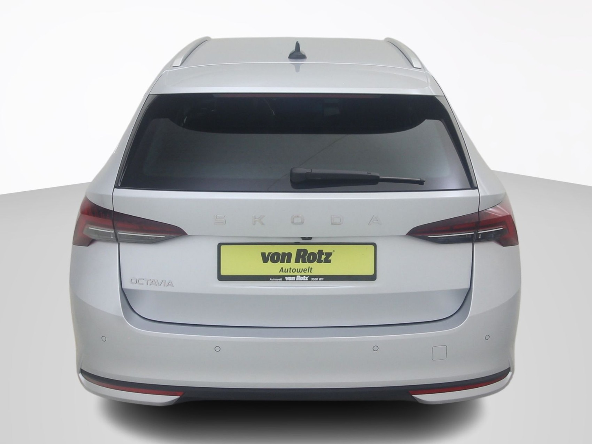 listing desktop thumbnail image 4