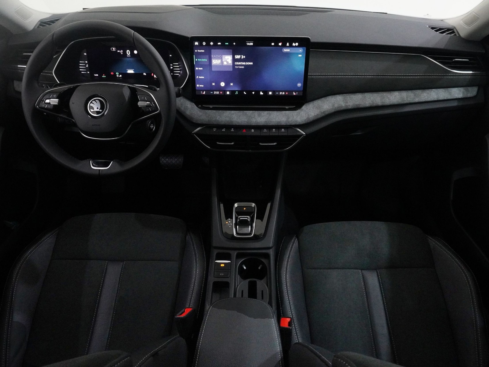 listing desktop thumbnail image 7