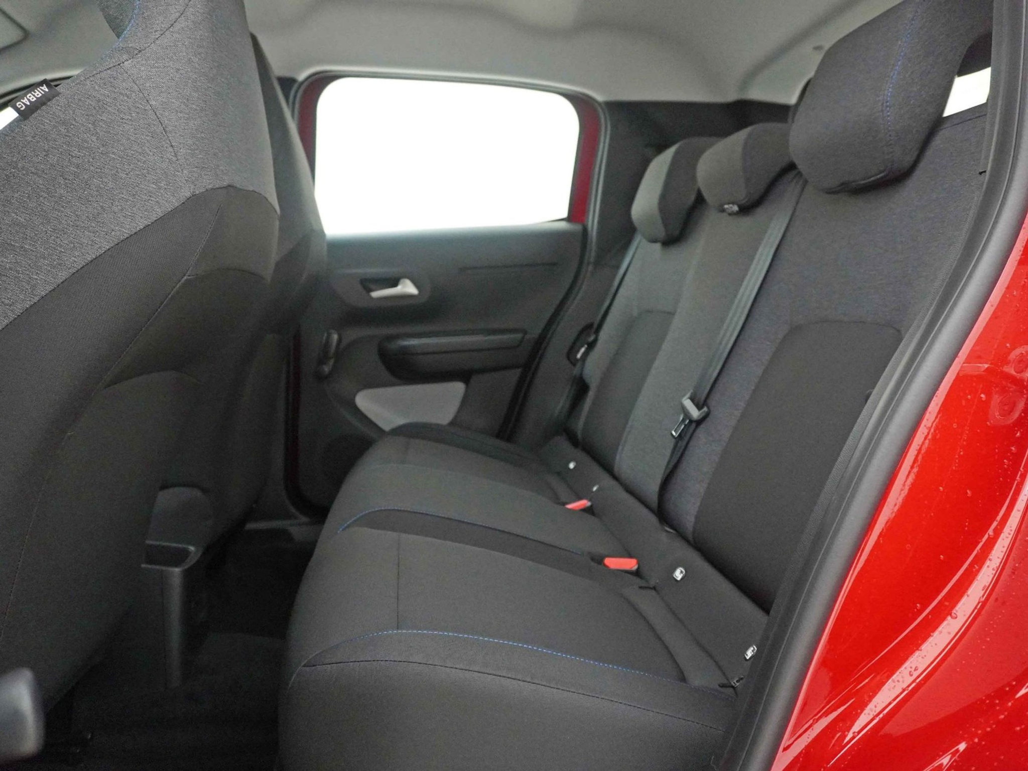 listing desktop thumbnail image 14