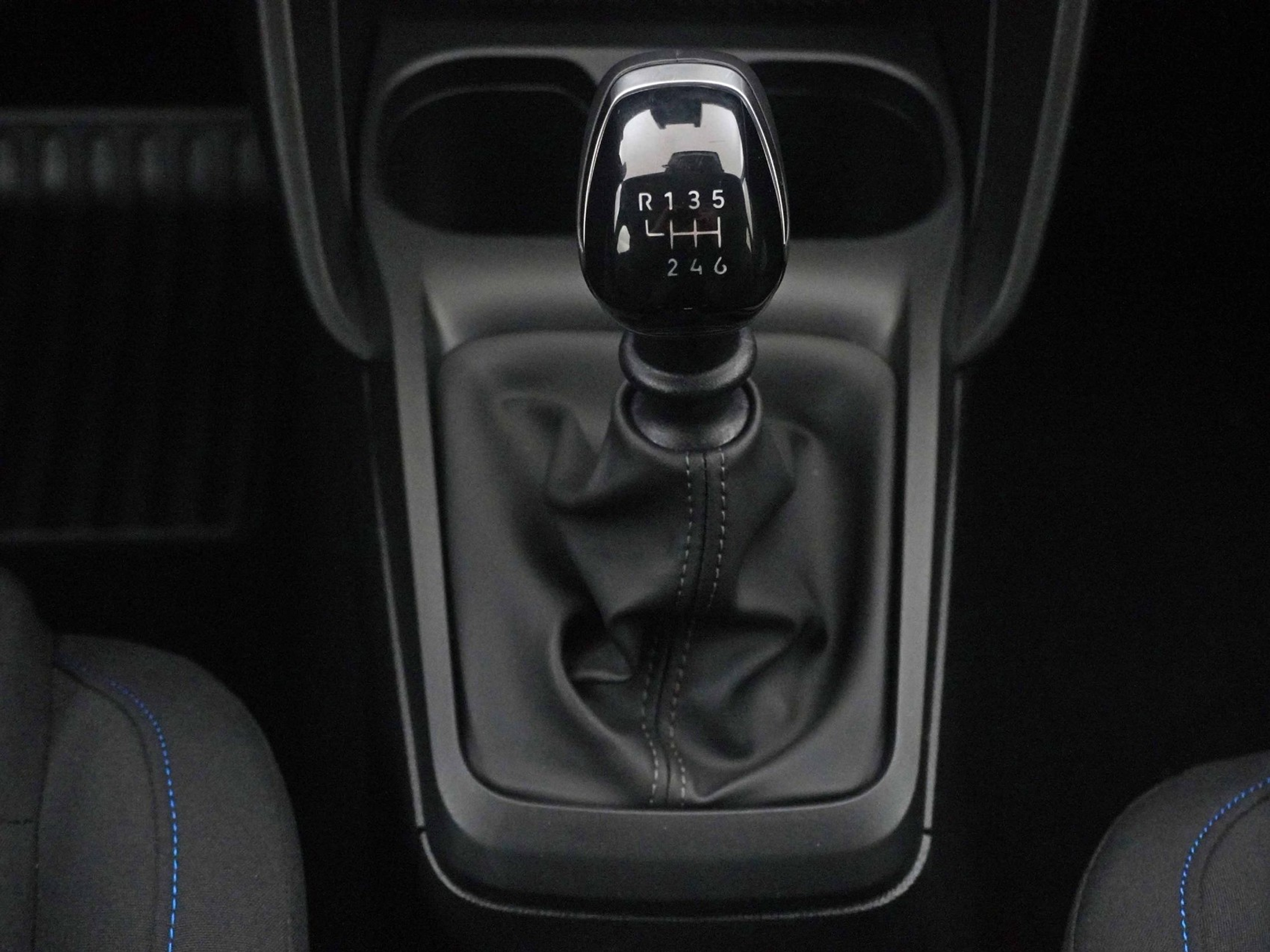 listing desktop thumbnail image 12