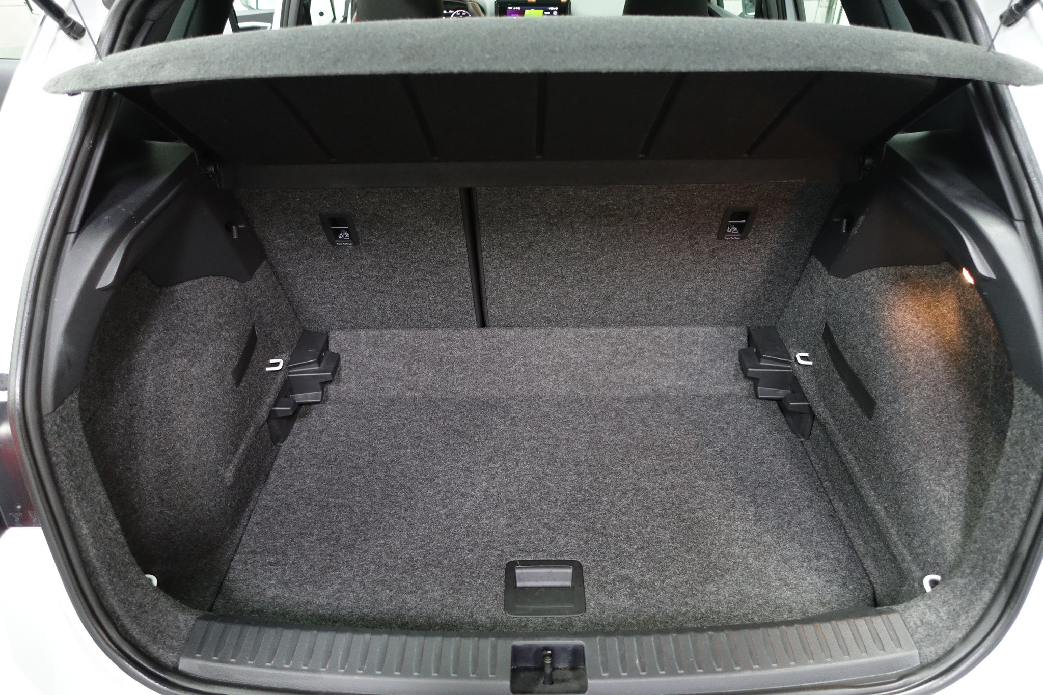 listing desktop thumbnail image 15