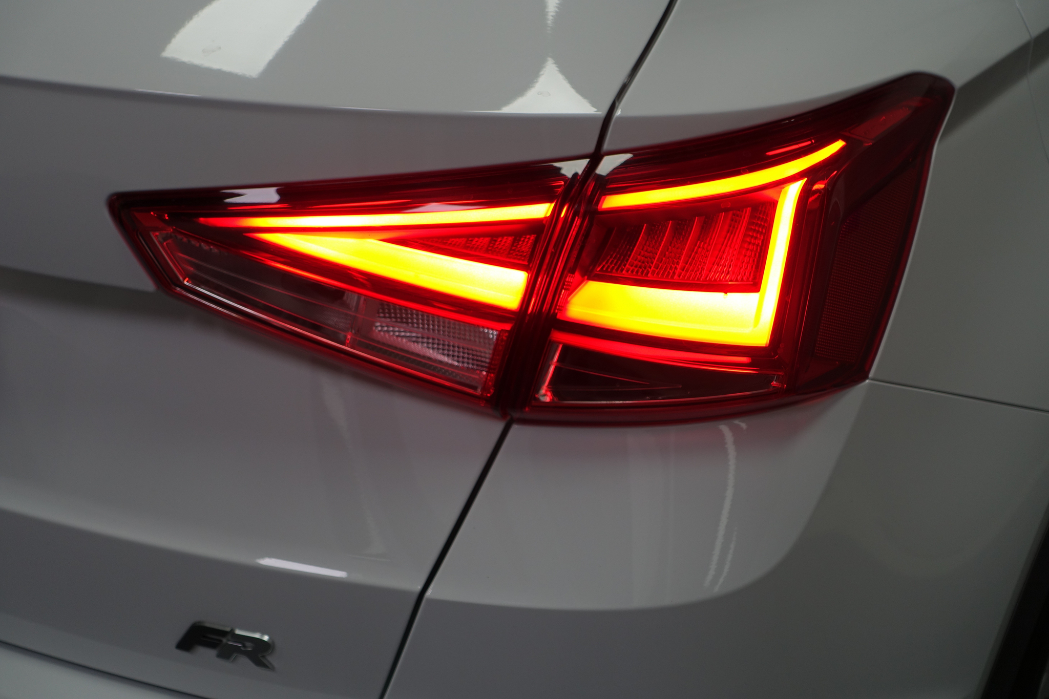 listing desktop thumbnail image 7