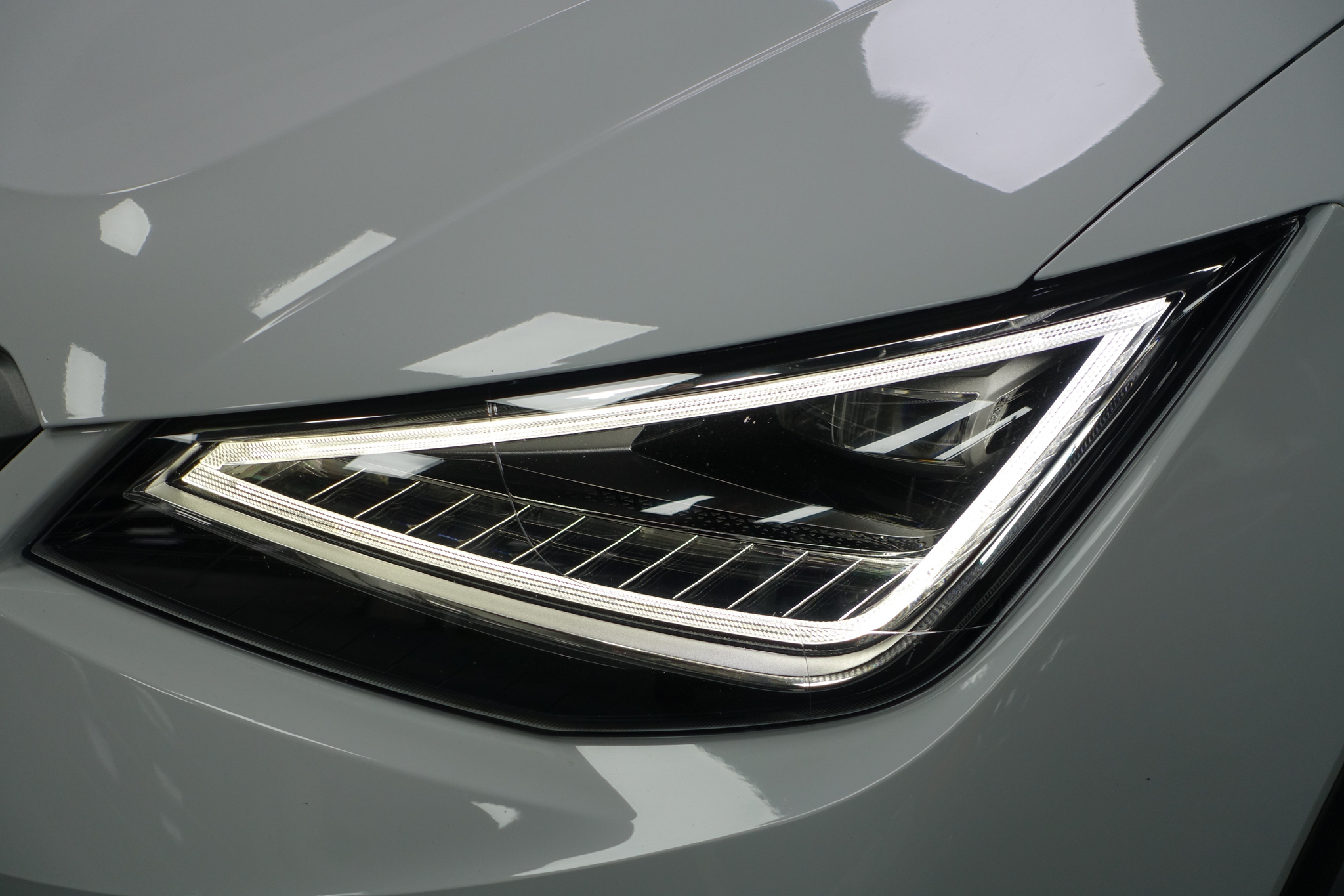 listing desktop thumbnail image 6