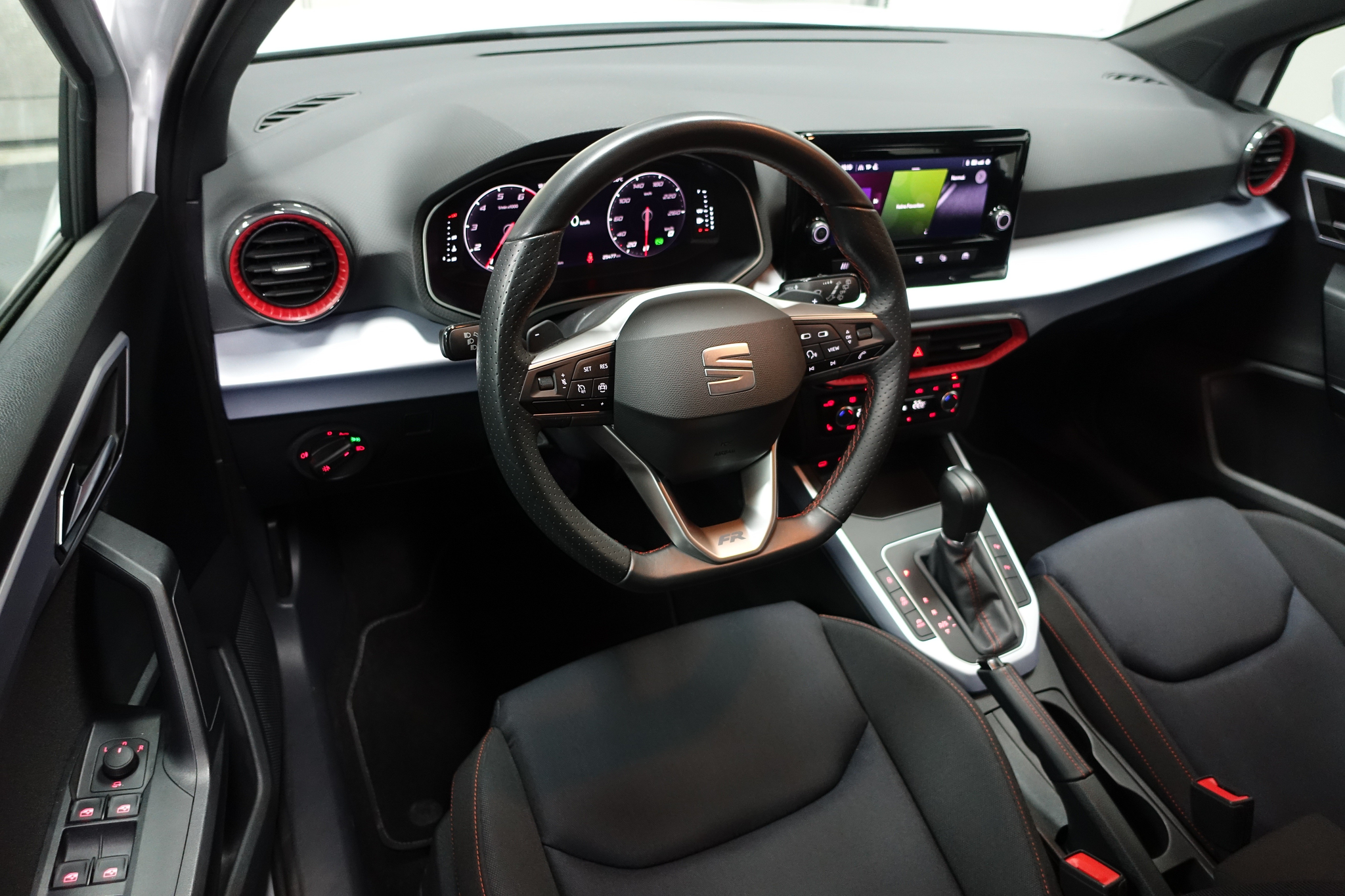 listing desktop thumbnail image 8