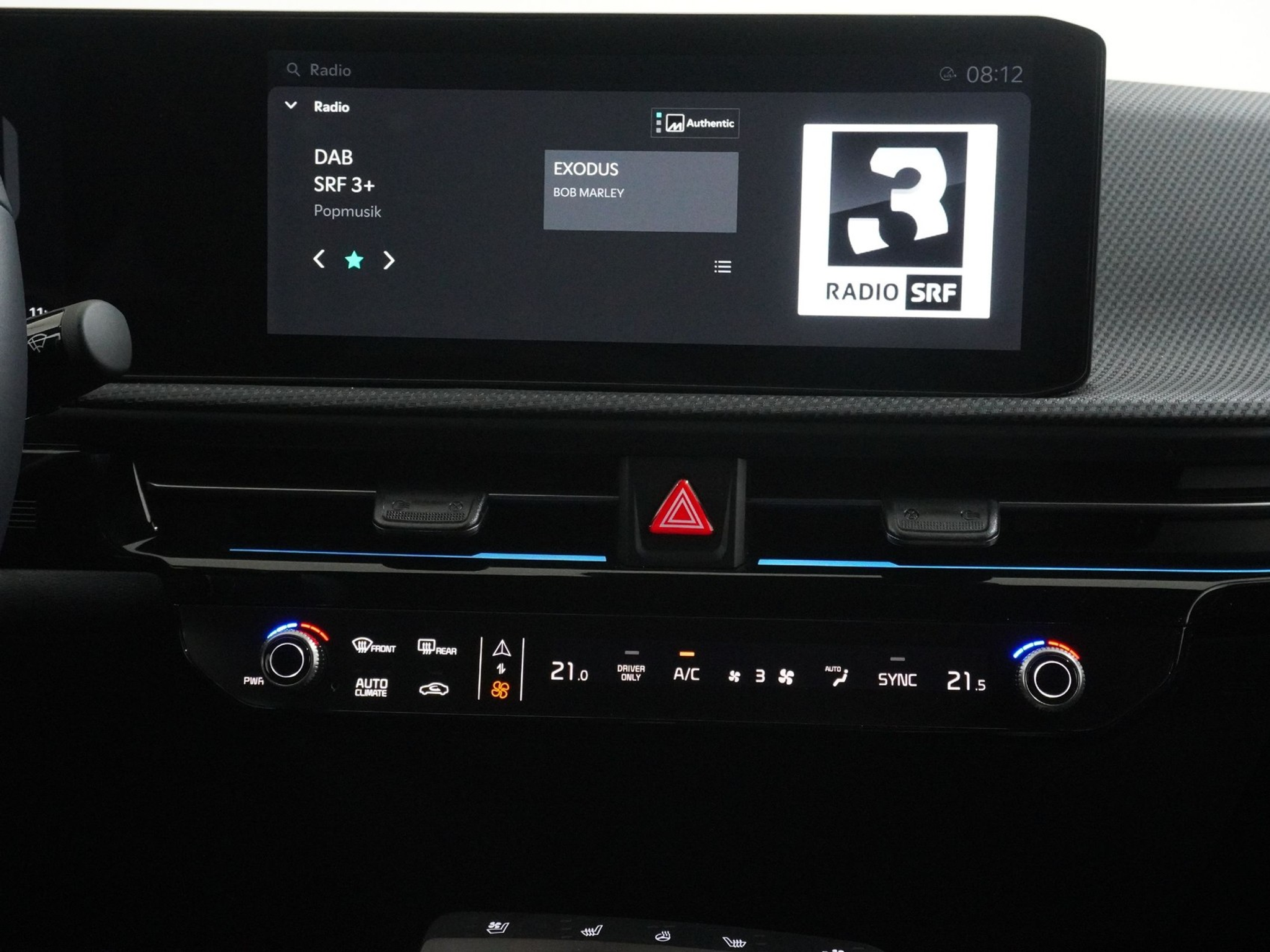 listing desktop thumbnail image 25