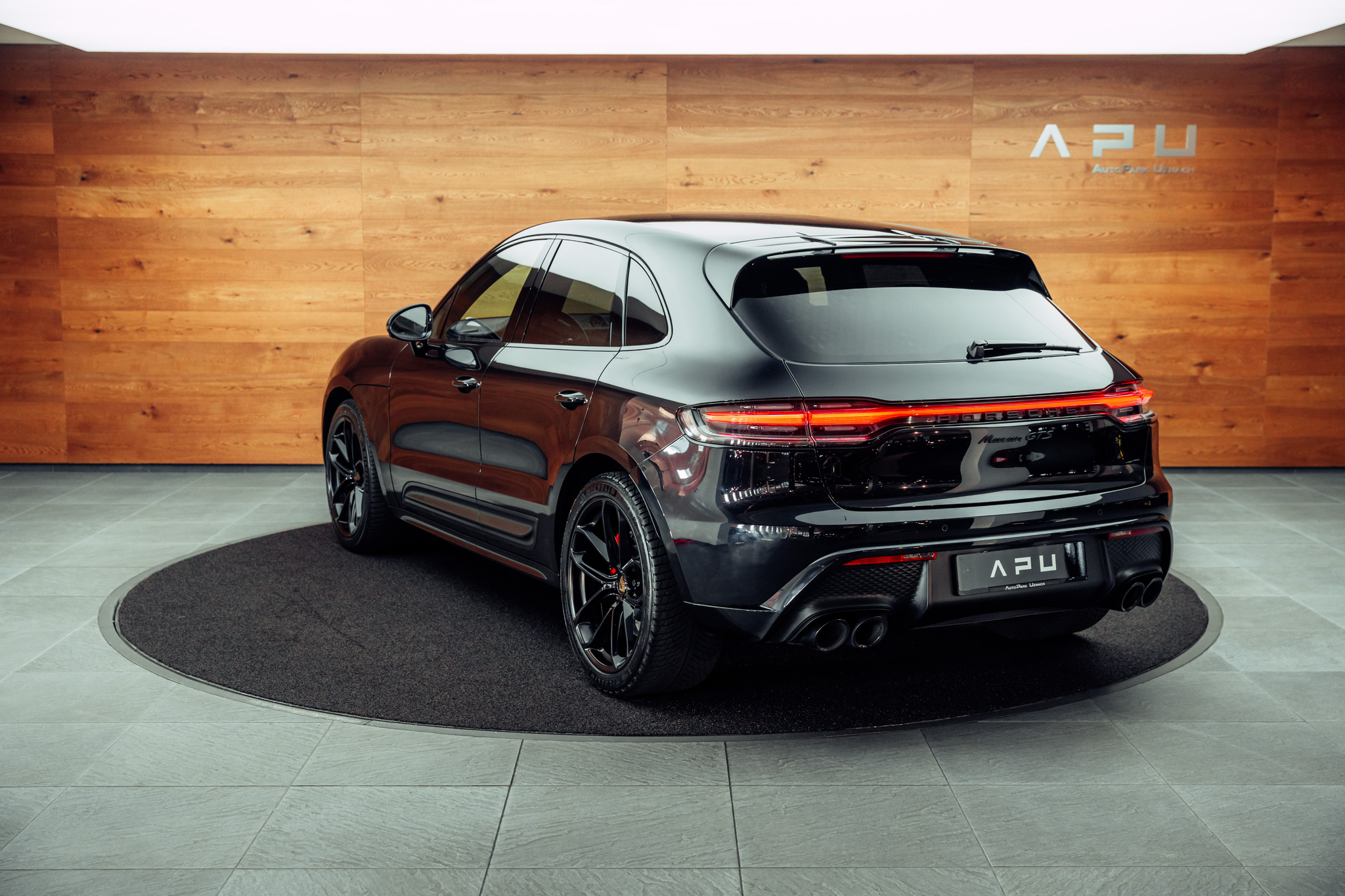 listing desktop thumbnail image 2