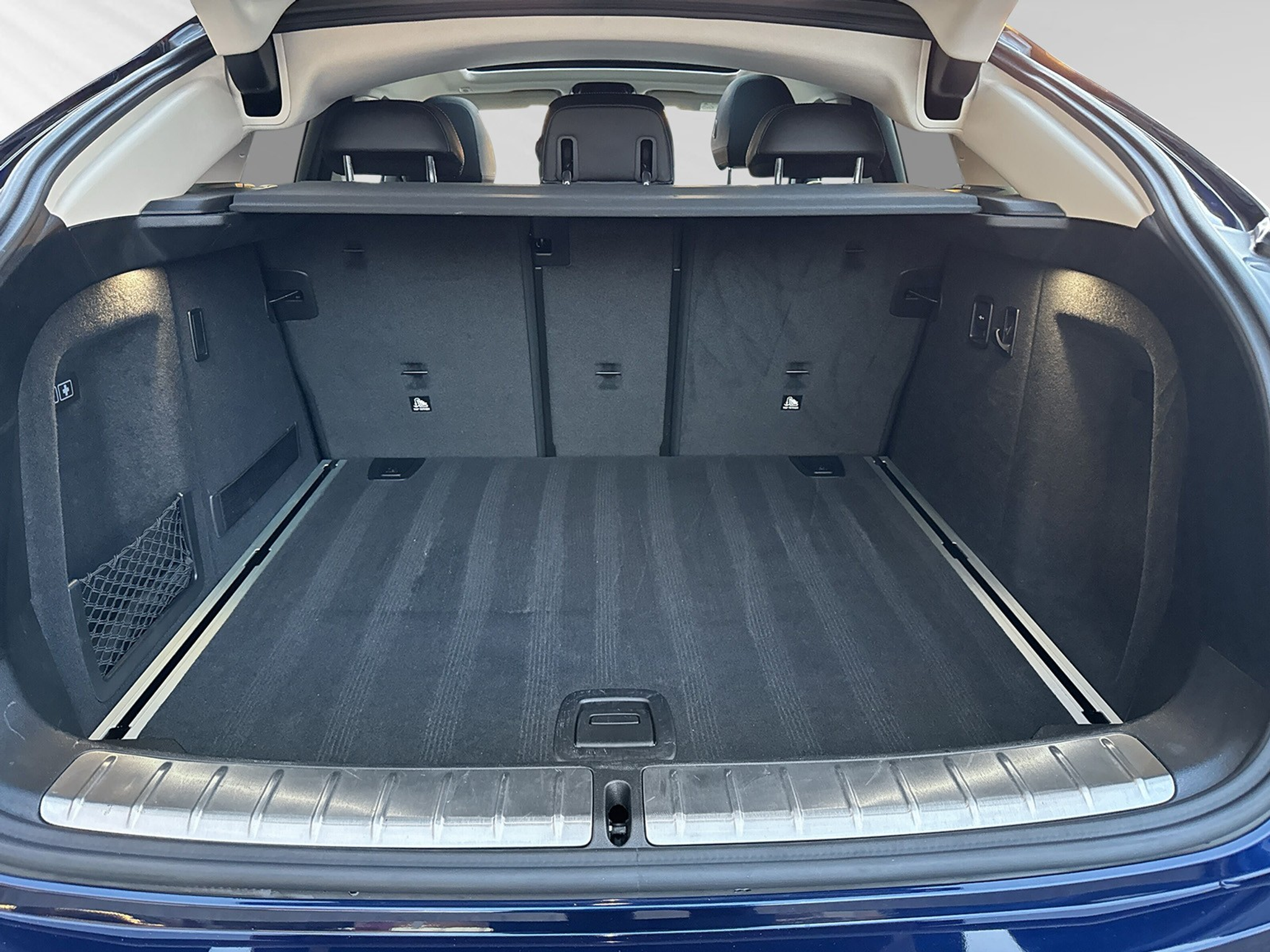 listing desktop thumbnail image 7