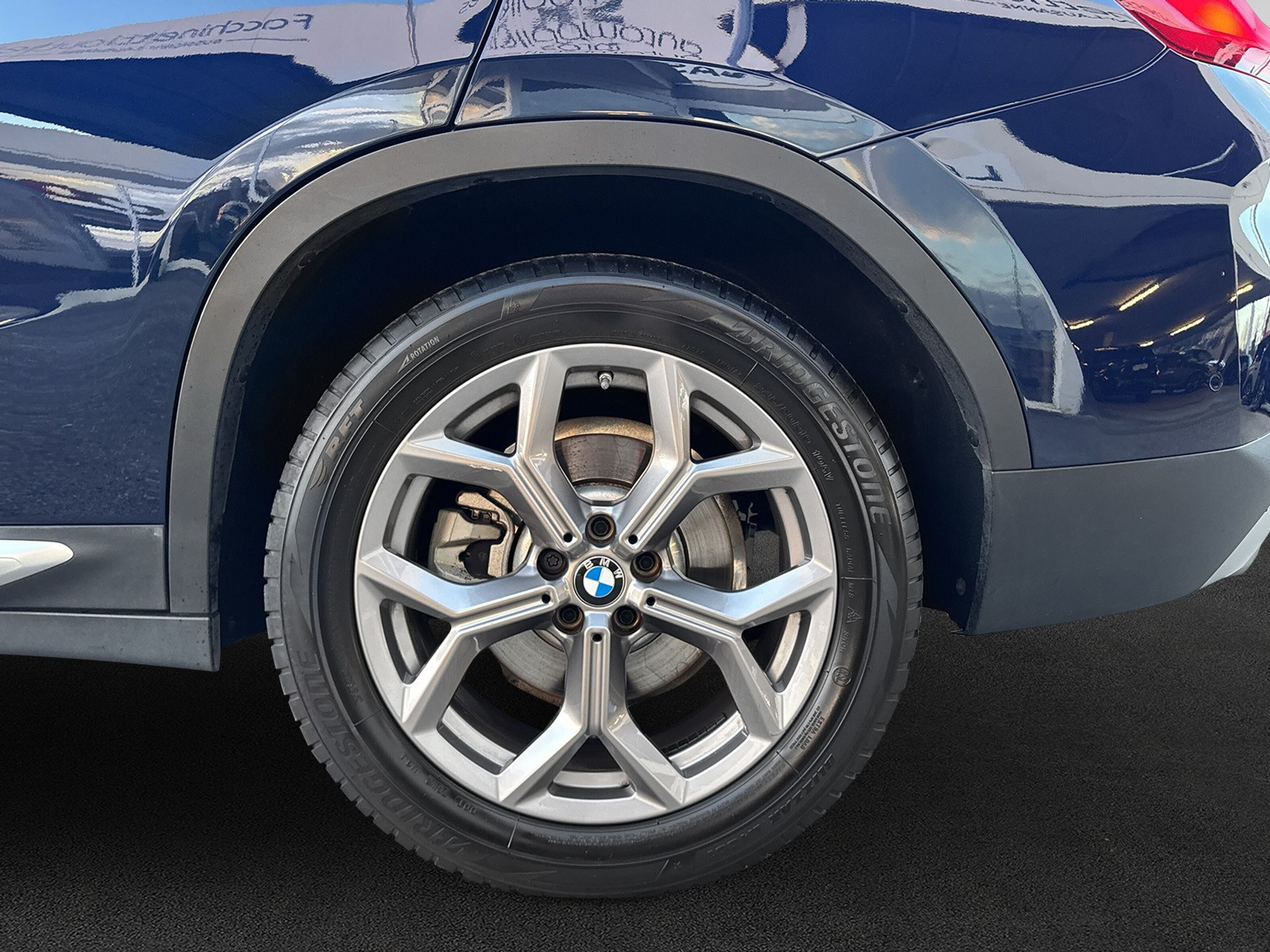 listing desktop thumbnail image 8