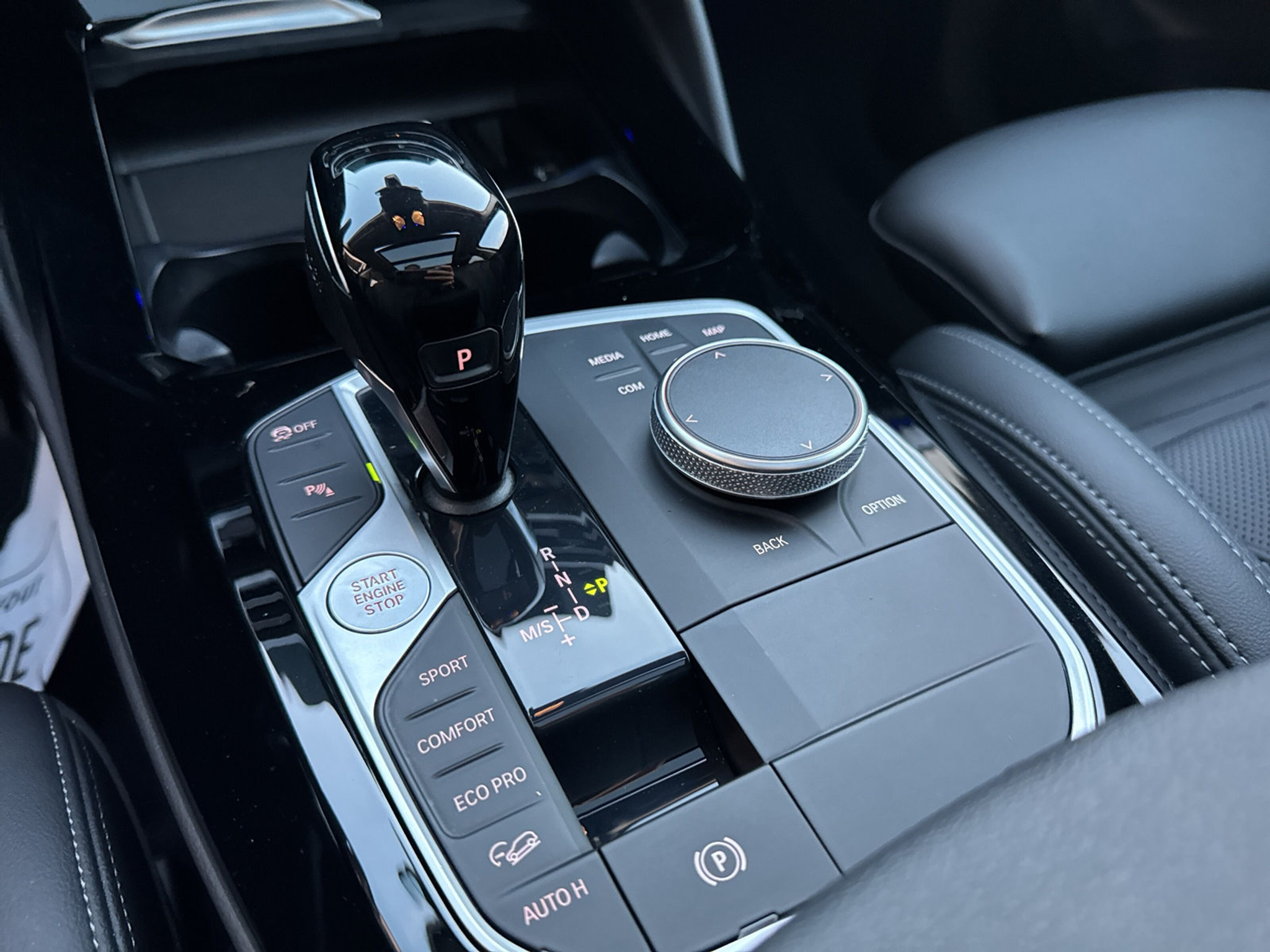 listing desktop thumbnail image 12