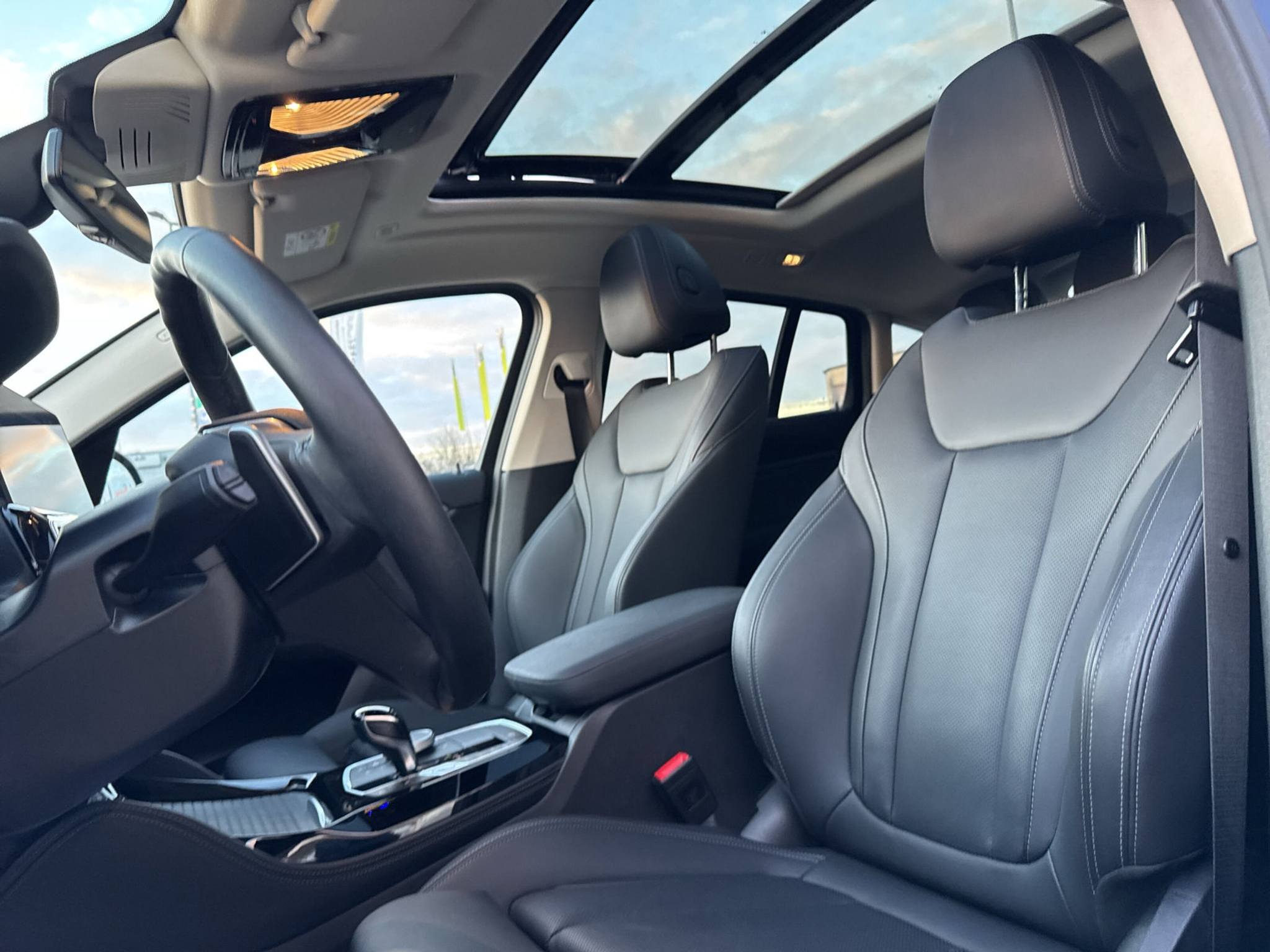 listing desktop thumbnail image 9