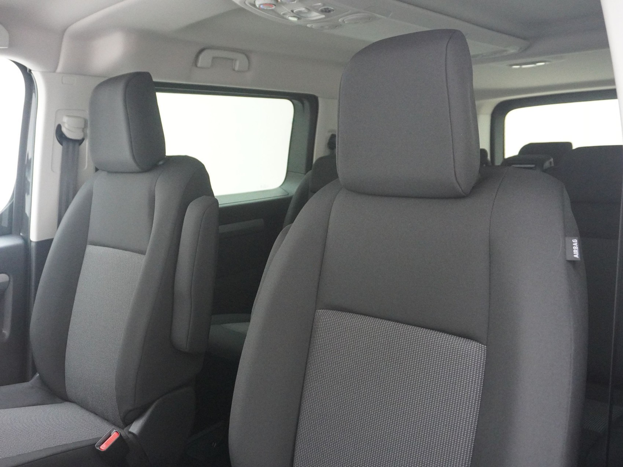 listing desktop thumbnail image 5