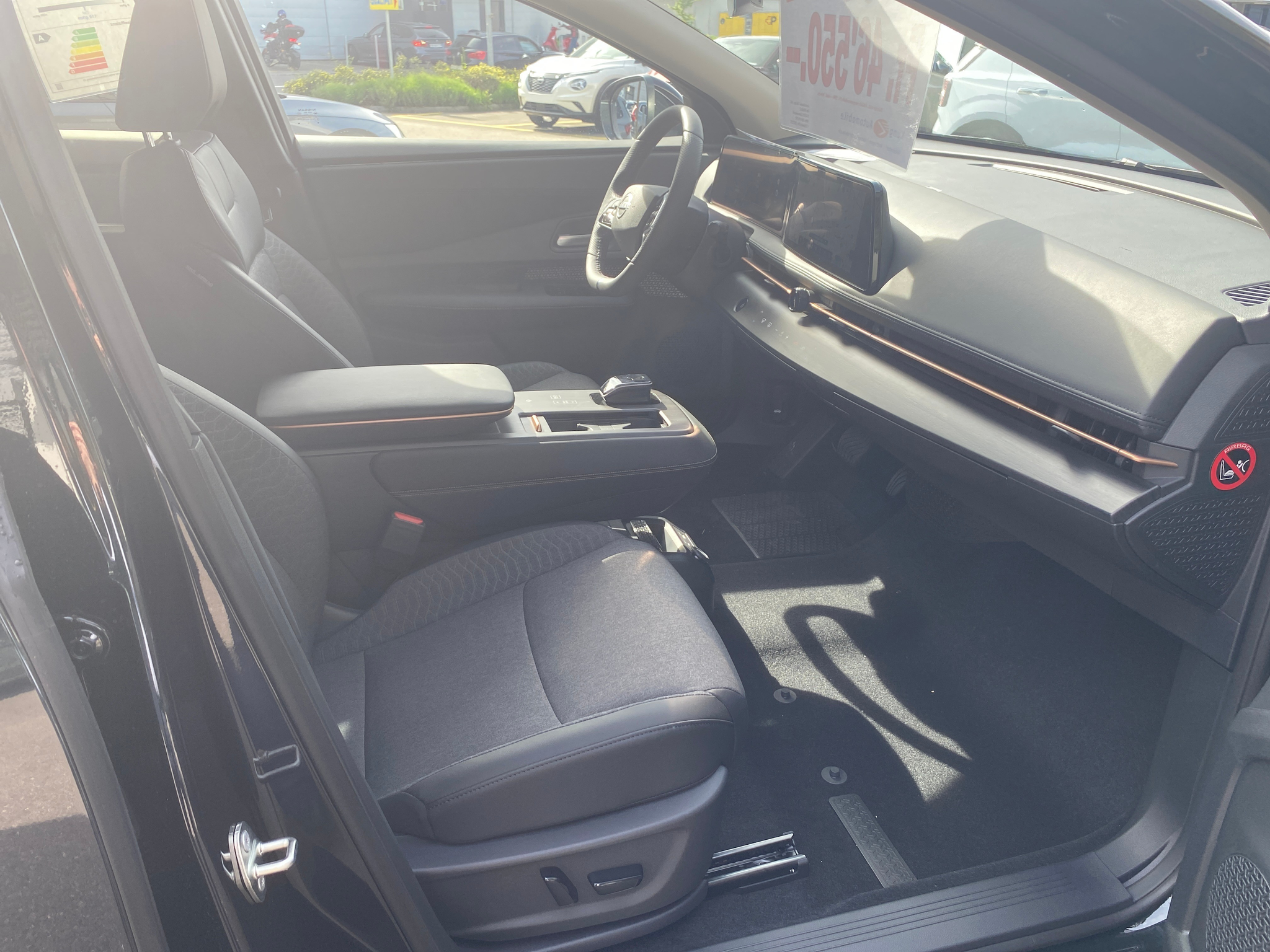 listing desktop thumbnail image 14