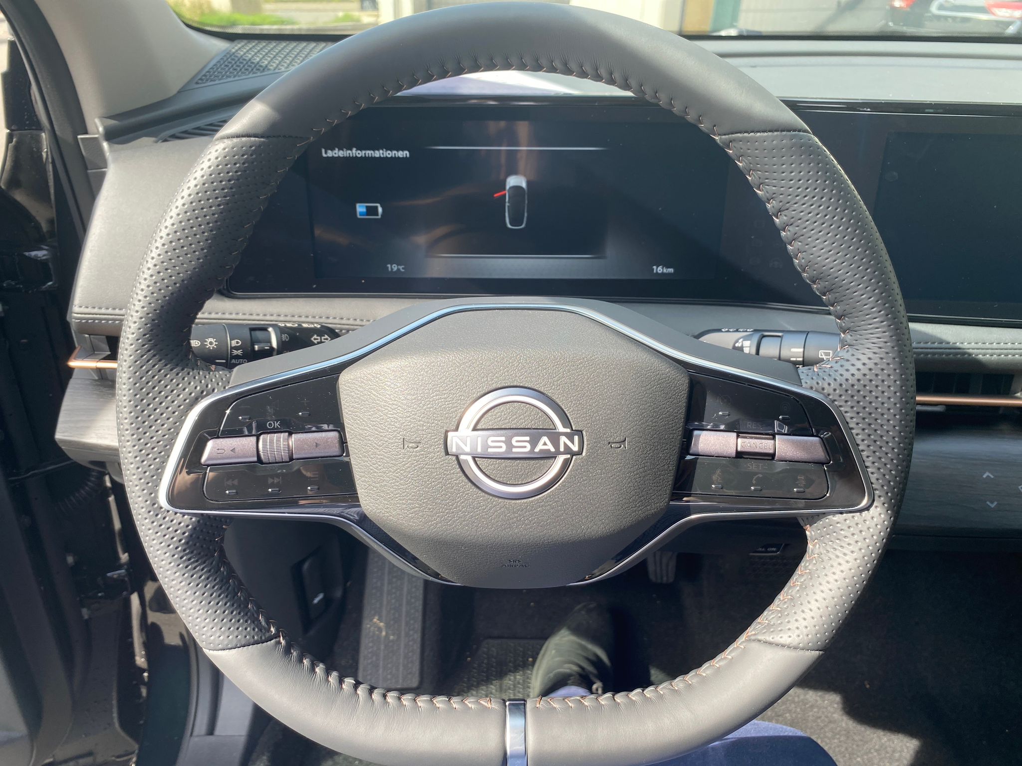 listing desktop thumbnail image 11