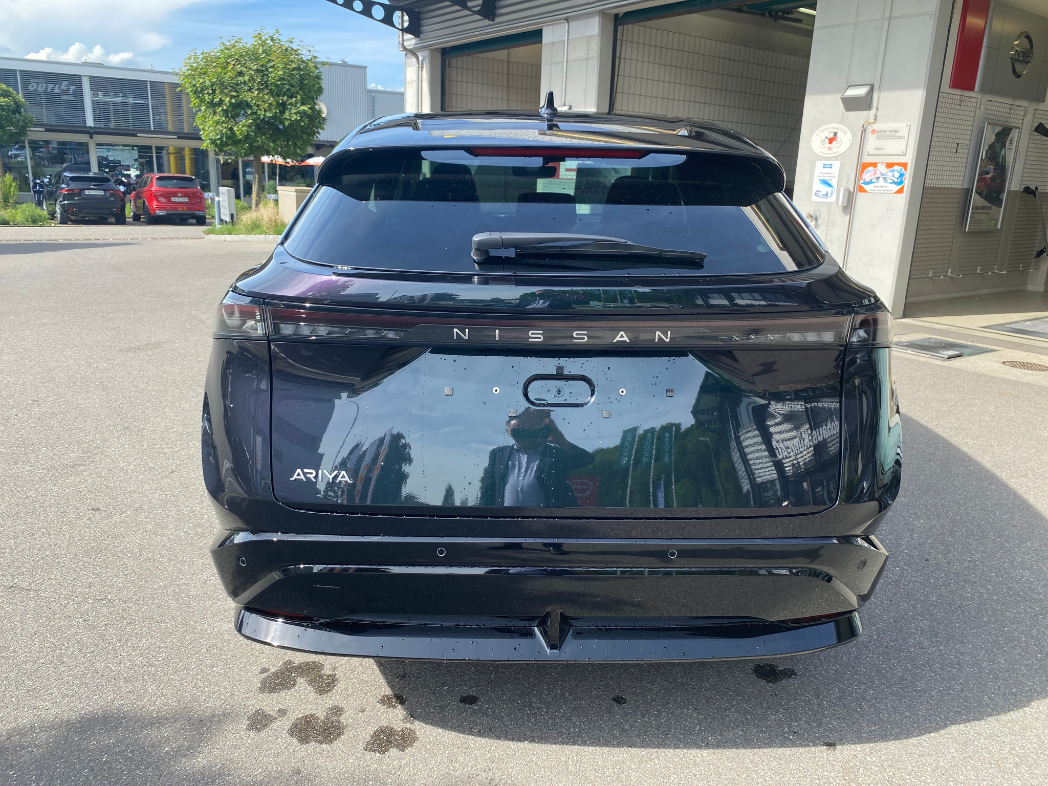 listing desktop thumbnail image 6